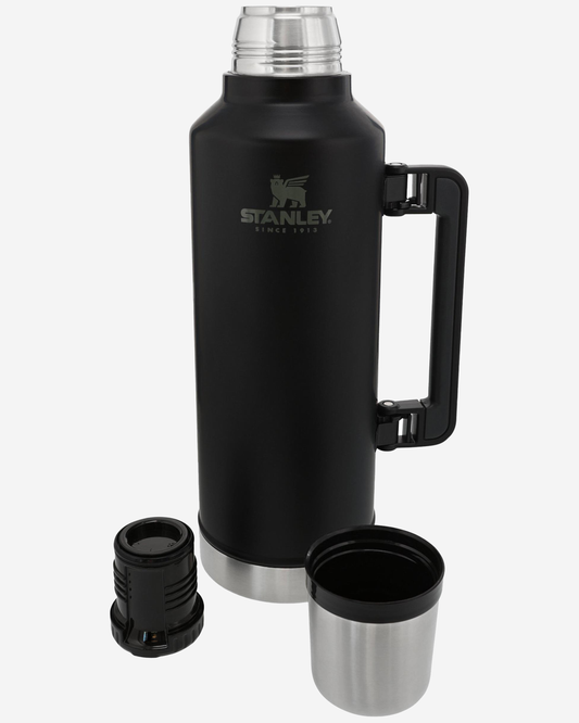 Stanley Classic Vacuum Bottle 1.4 L Matte Black