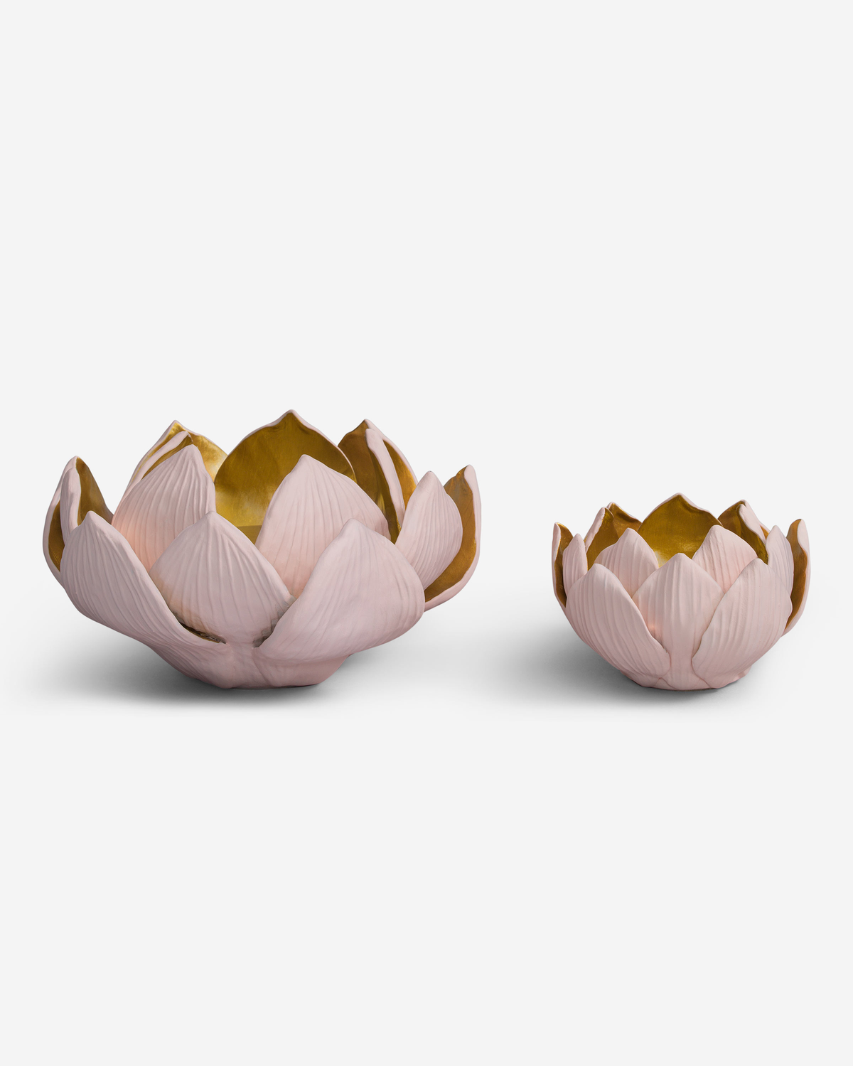 Togas Lelut Ceramic candle holder in Pink