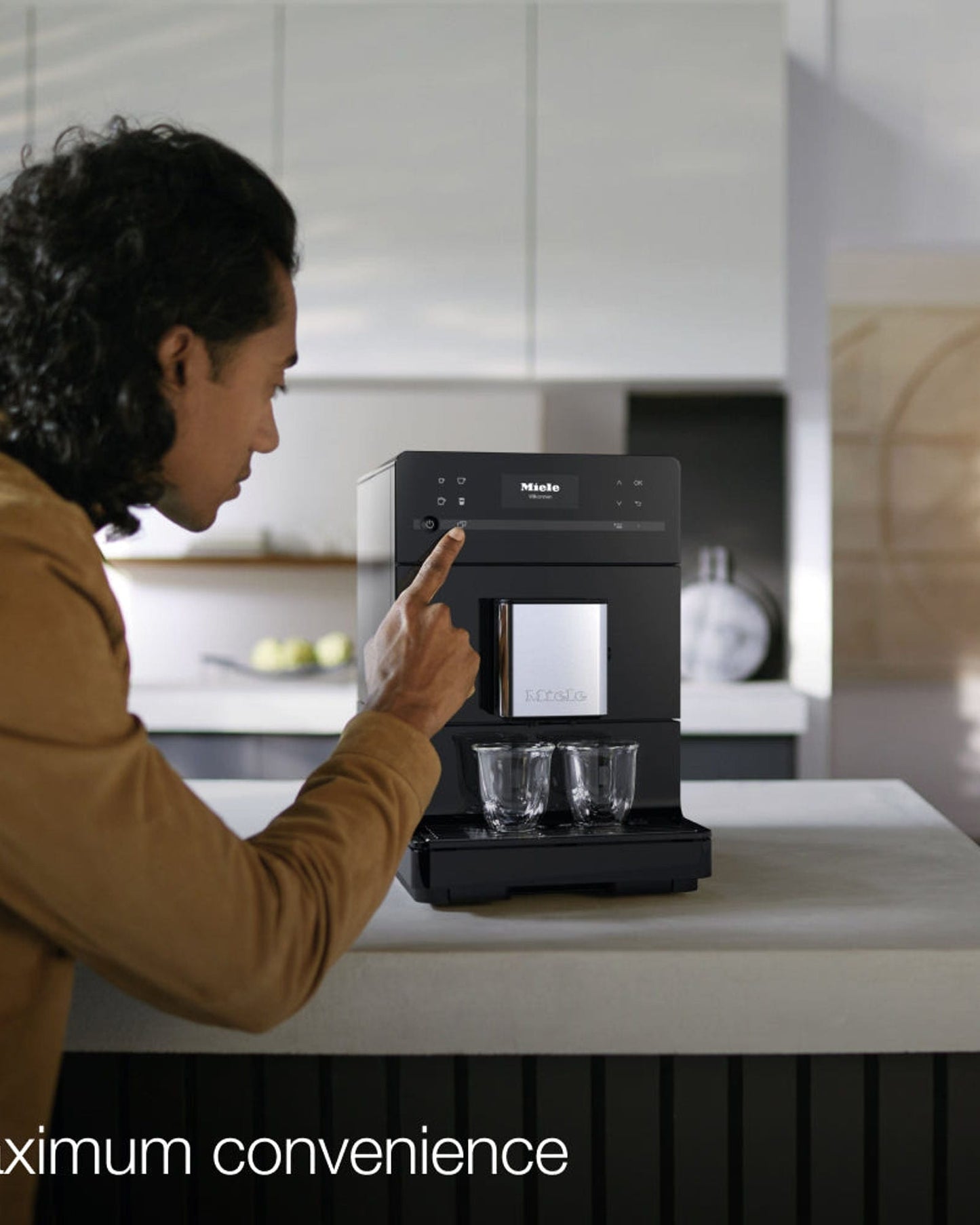 آلة تحضير القهوة الأوتوماتيكية Miele Silence CM 5310