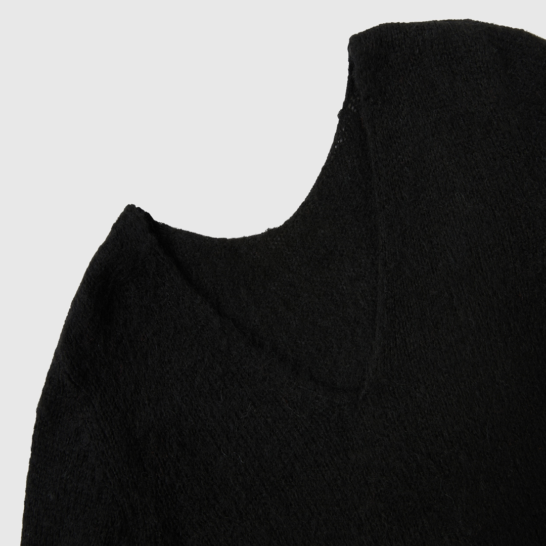 سترة موهير بلند برقبة على شكل حرف V