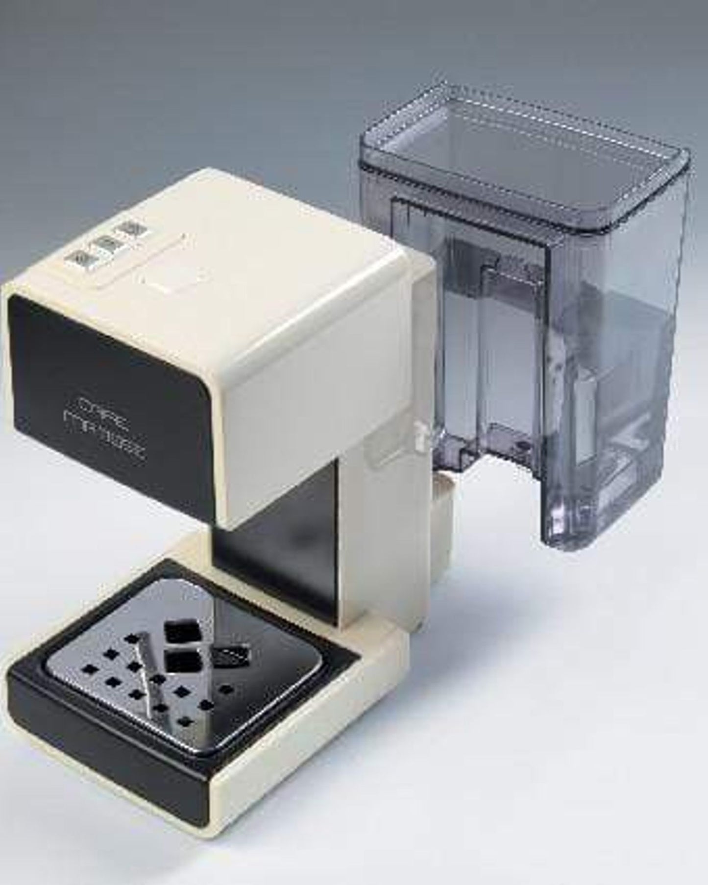 ماكينة صنع الاسبريسو بمضخة اريتي كافيه ماتيس