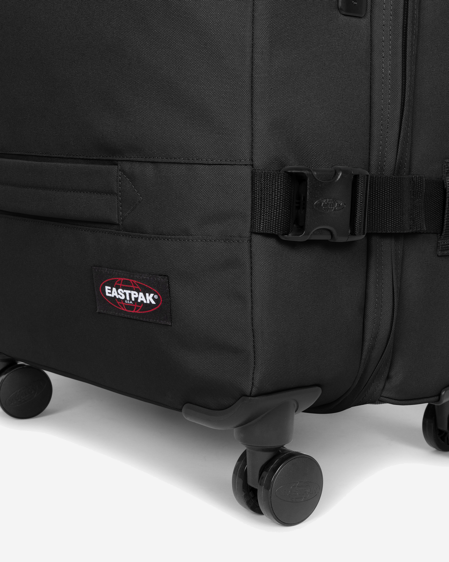 Eastpak Transit R 4 M + Black Luggage