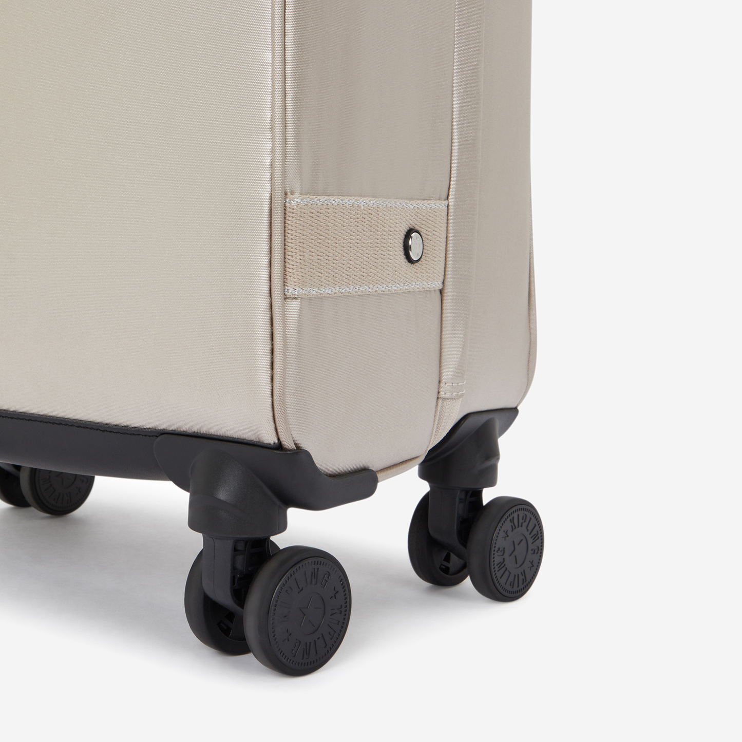 حقيبة سفر صغيرة بعجلات طراز KIPLING Spontaneous S Metallic Glow I7997-48I