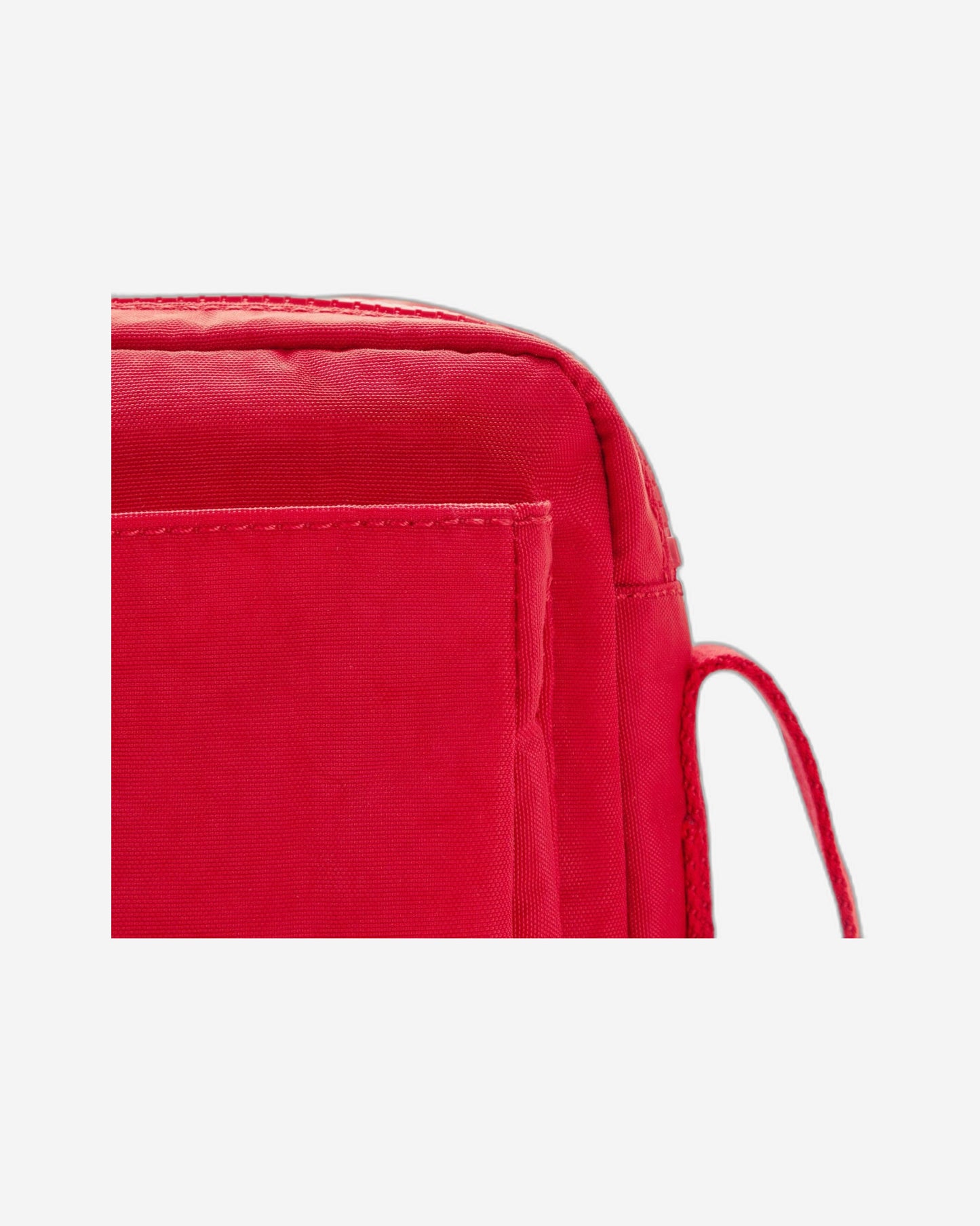 حقيبة كروس بودي متوسطة الحجم من كيبلينج أبانو إم، لون أحمر روج، C2I7076-Z33