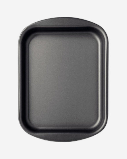 صينية تحميص مسطحة من الألومنيوم من ترامونتينا برازيل، مطلية من الداخل والخارج بطبقة ستارفلون ماكس غير لاصقة، لون جرافيت، 28 سم، 2 لتر