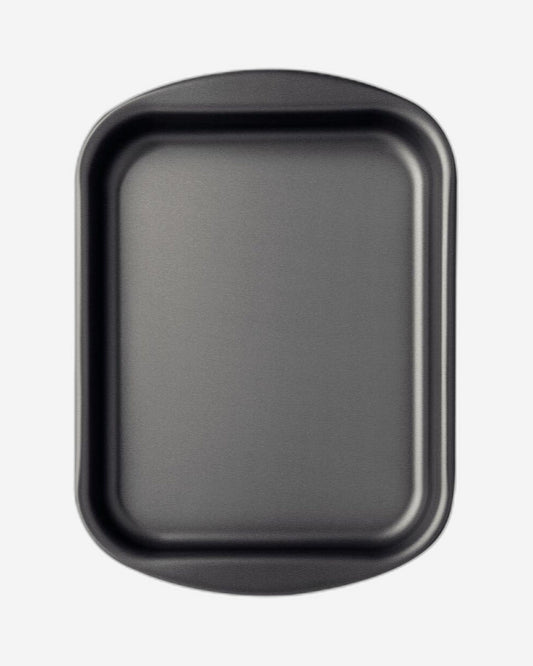 صينية تحميص مسطحة من الألومنيوم من ترامونتينا برازيل، مطلية من الداخل والخارج بطبقة ستارفلون ماكس غير لاصقة، لون جرافيت، 34 سم، 2.9 لتر