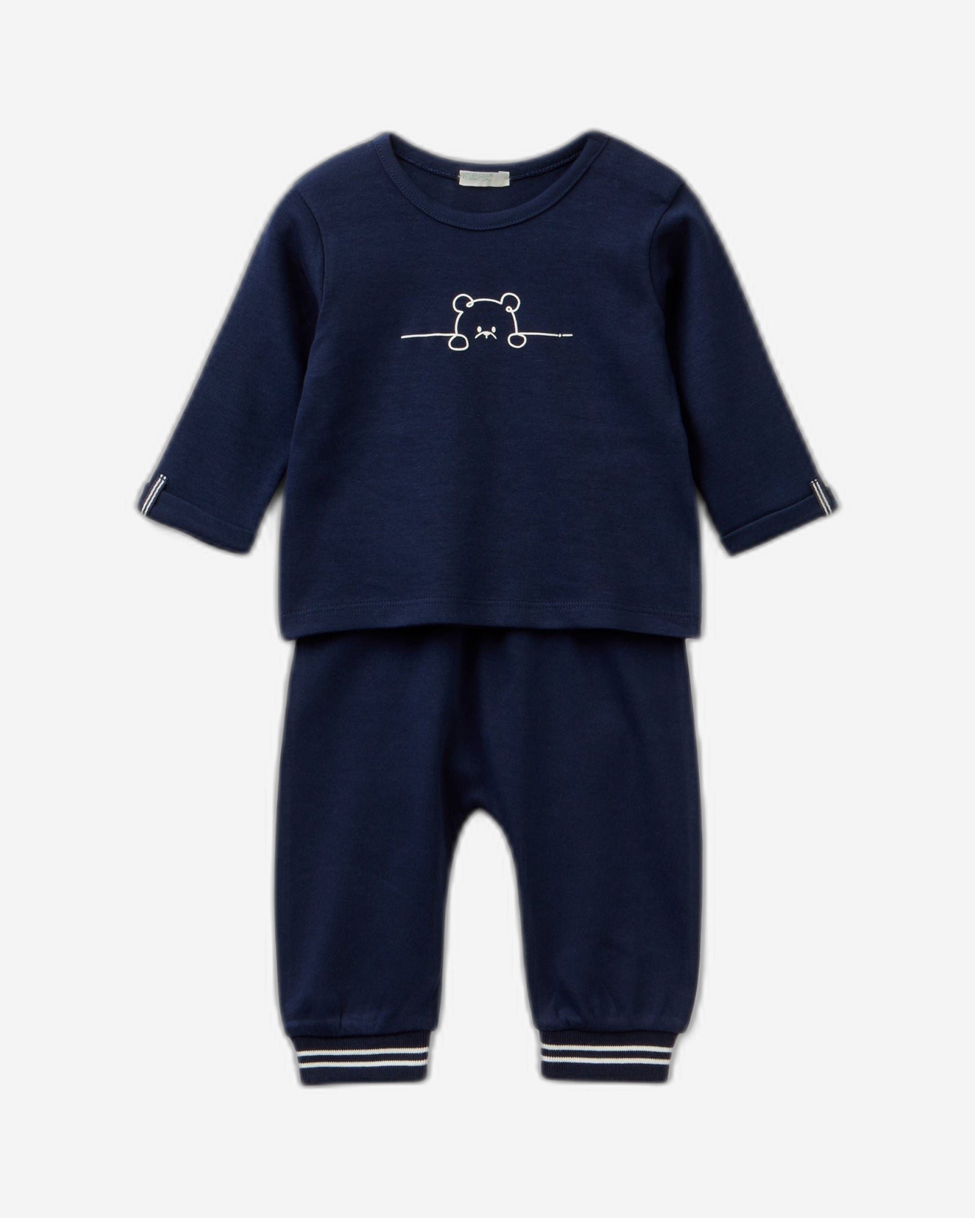 طقم ملابس متناسق مصنوع من القطن بنسبة 100%