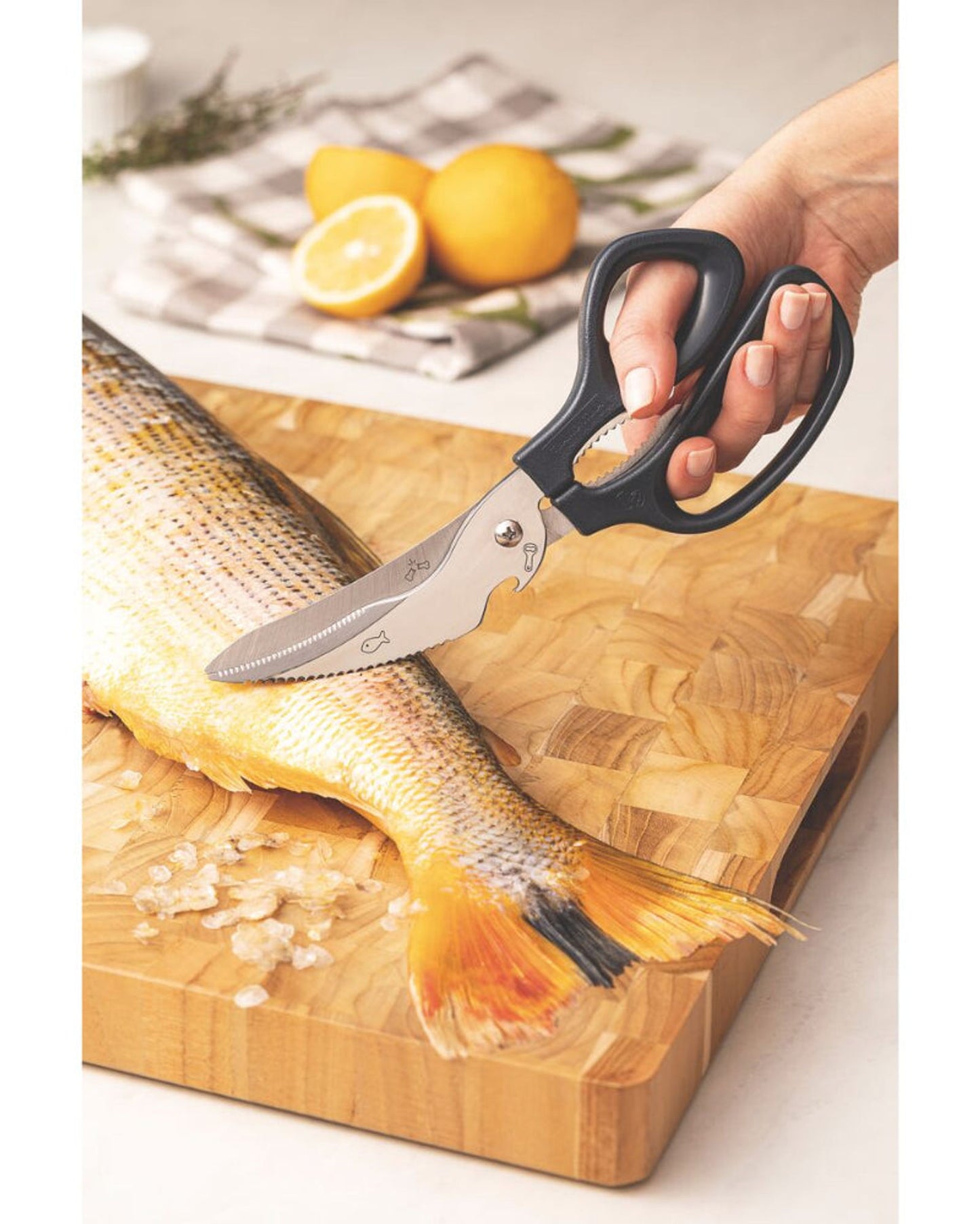 مقص نحت ترامونتينا بشفرات من الفولاذ المقاوم للصدأ ومقبض من البولي بروبيلين من أونيكس، 8 بوصات