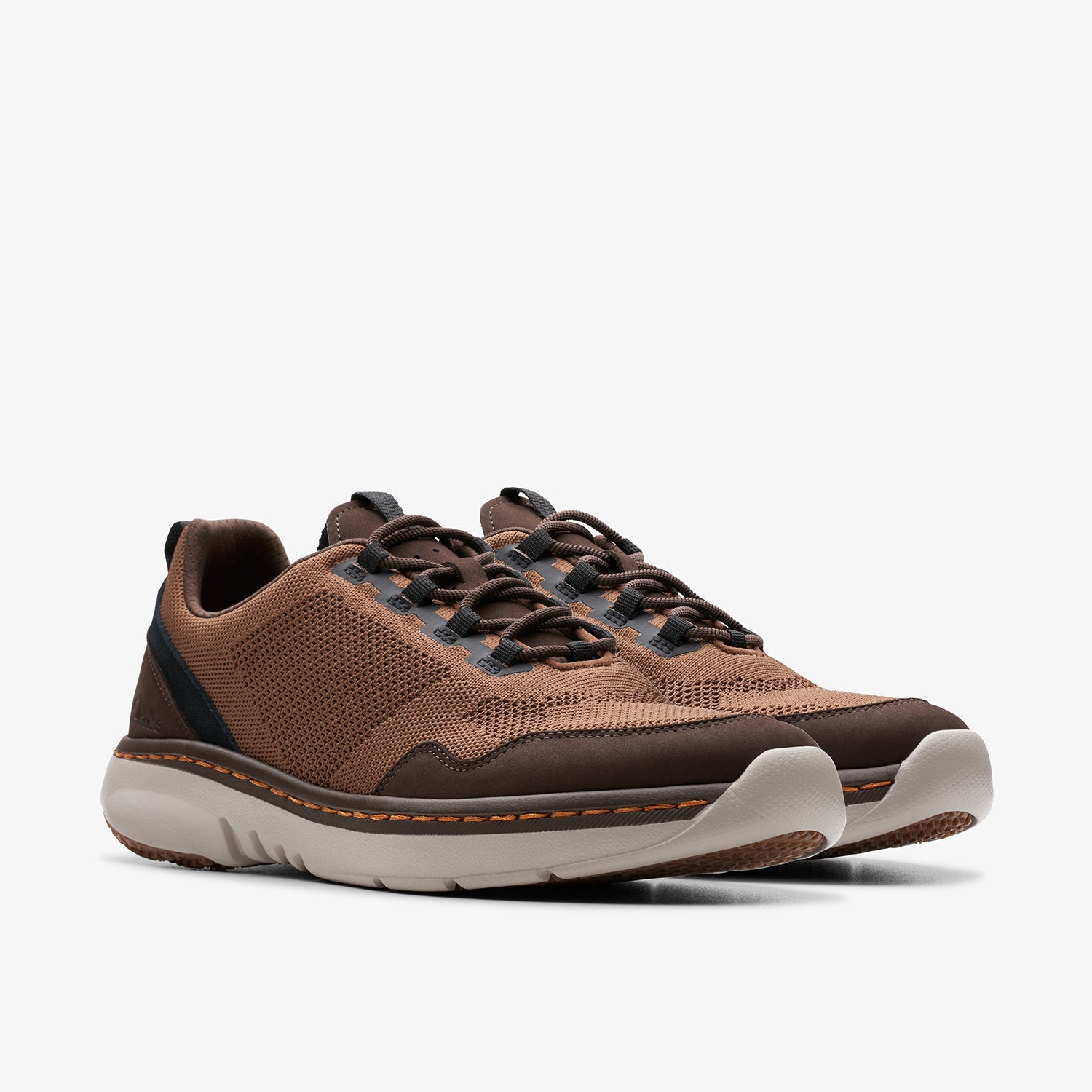 كلاركس كلاركس برو نيت (مقاس قياسي)