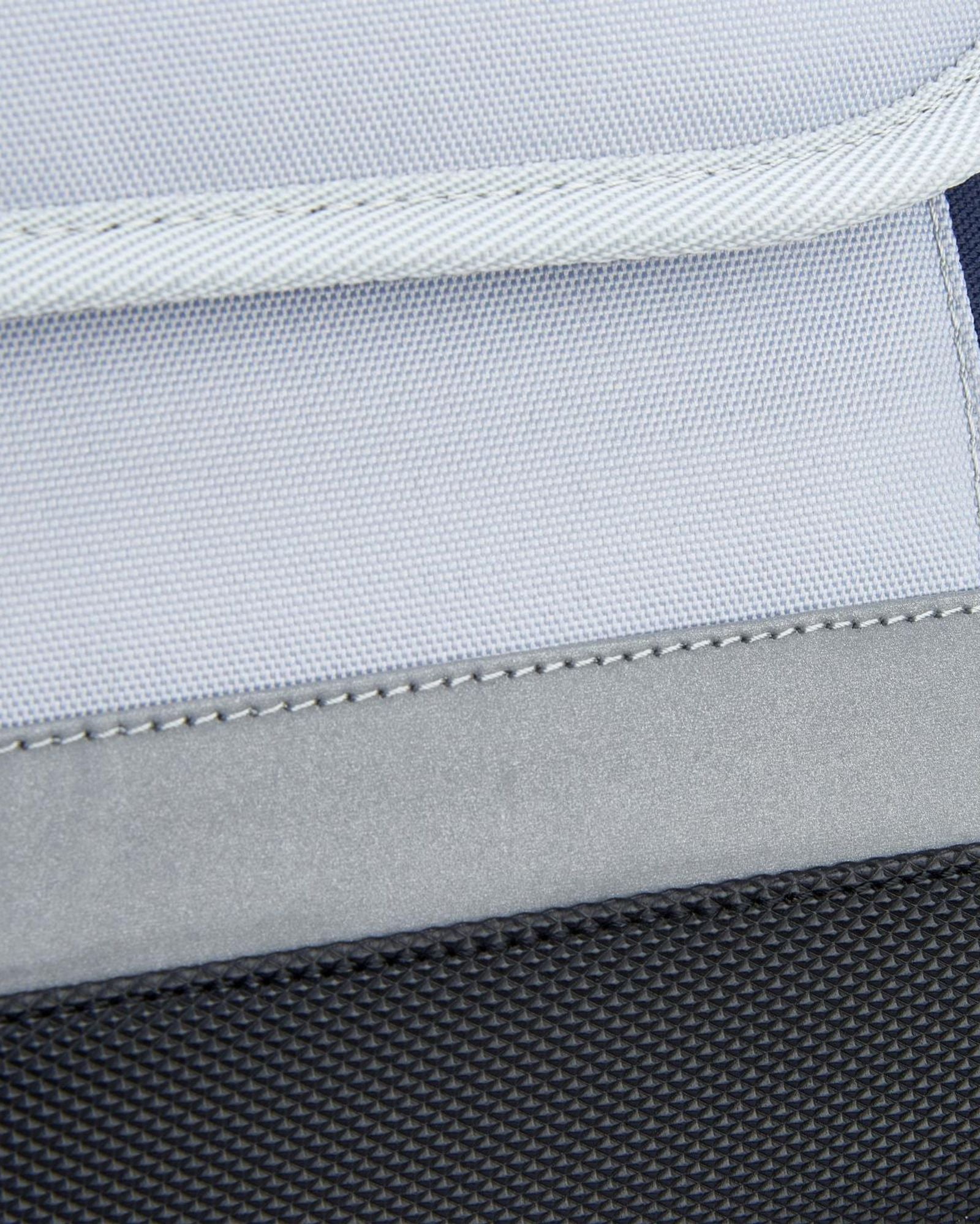 مجموعة ديلسي باريس للعودة إلى المدرسة 2024، مجموعة من 3 قطع