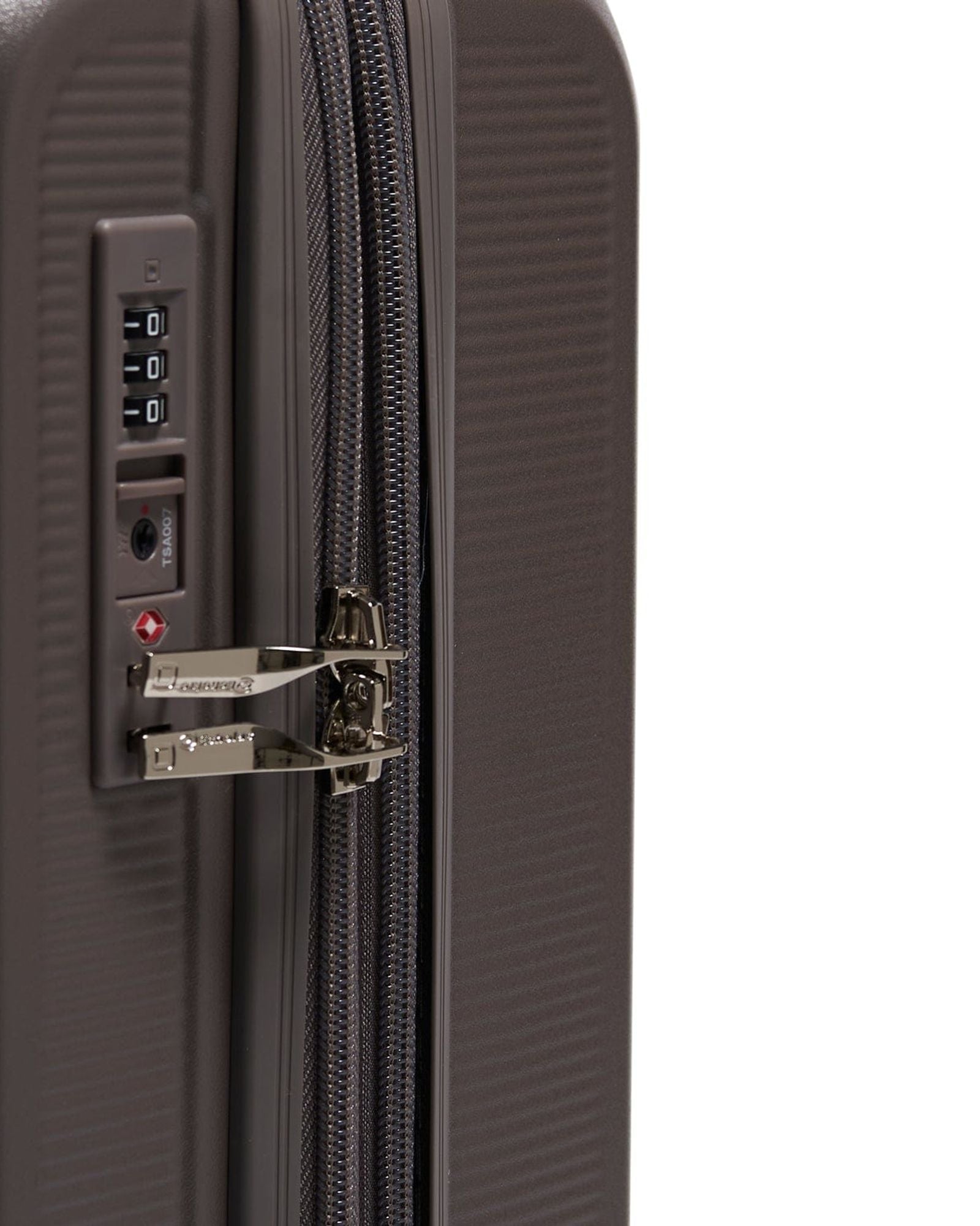 حقيبة سفر إيكولاك سينس الصلبة القابلة للتوسيع، مقاس 67 سم، مزودة بأربع عجلات مزدوجة، لون بني معدني - CHT0023S - 24 بني معدني