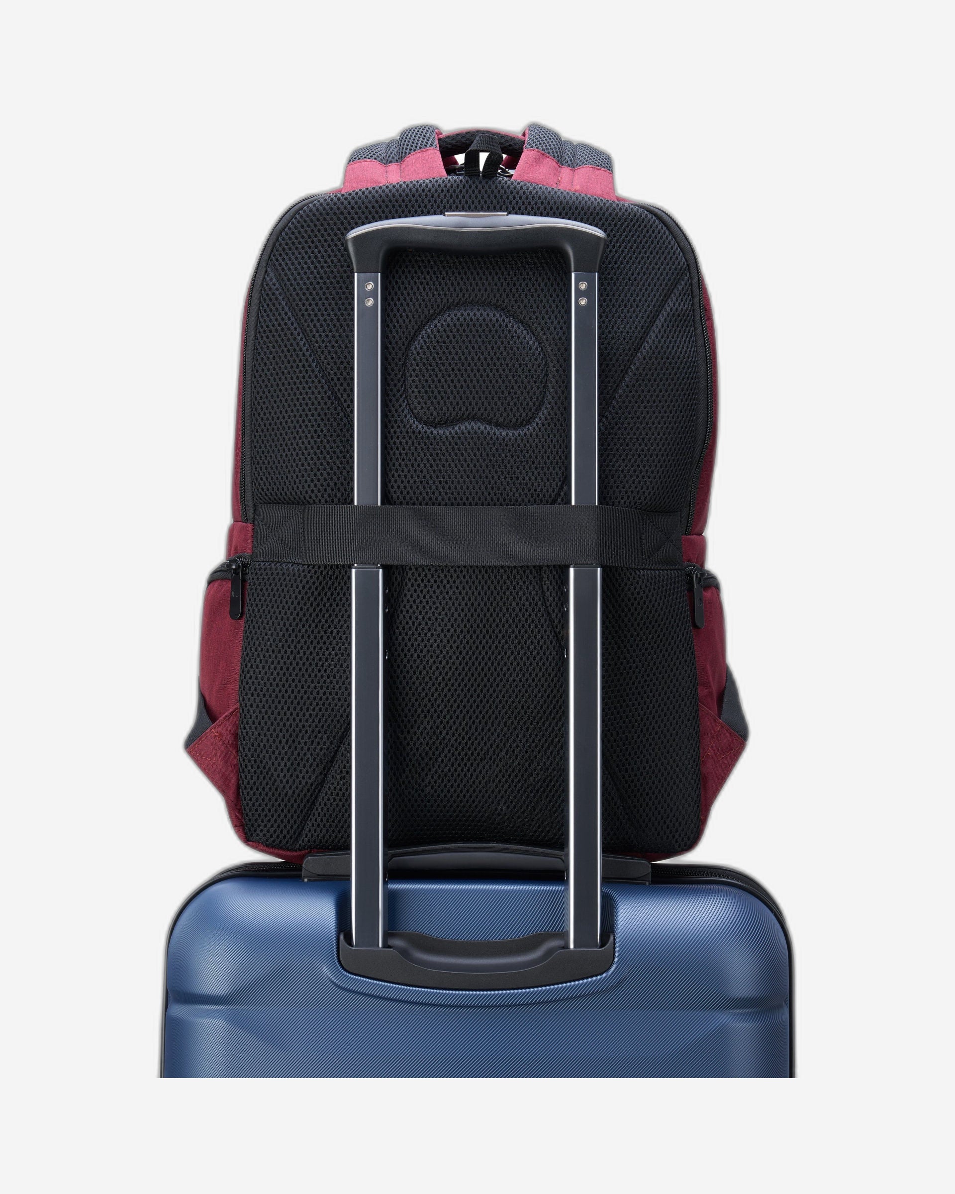 ديلسي باريس إليمنت فوييجر