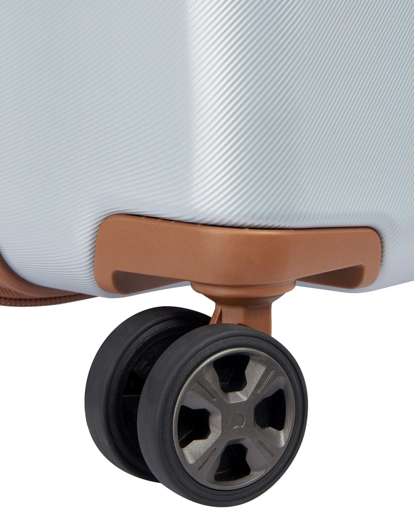 ديلسي باريس بروميناد هارد 2.0