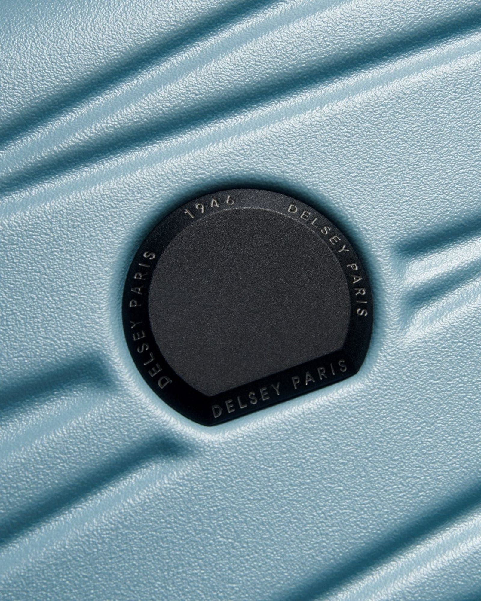 ديلسي باريس تيفاني