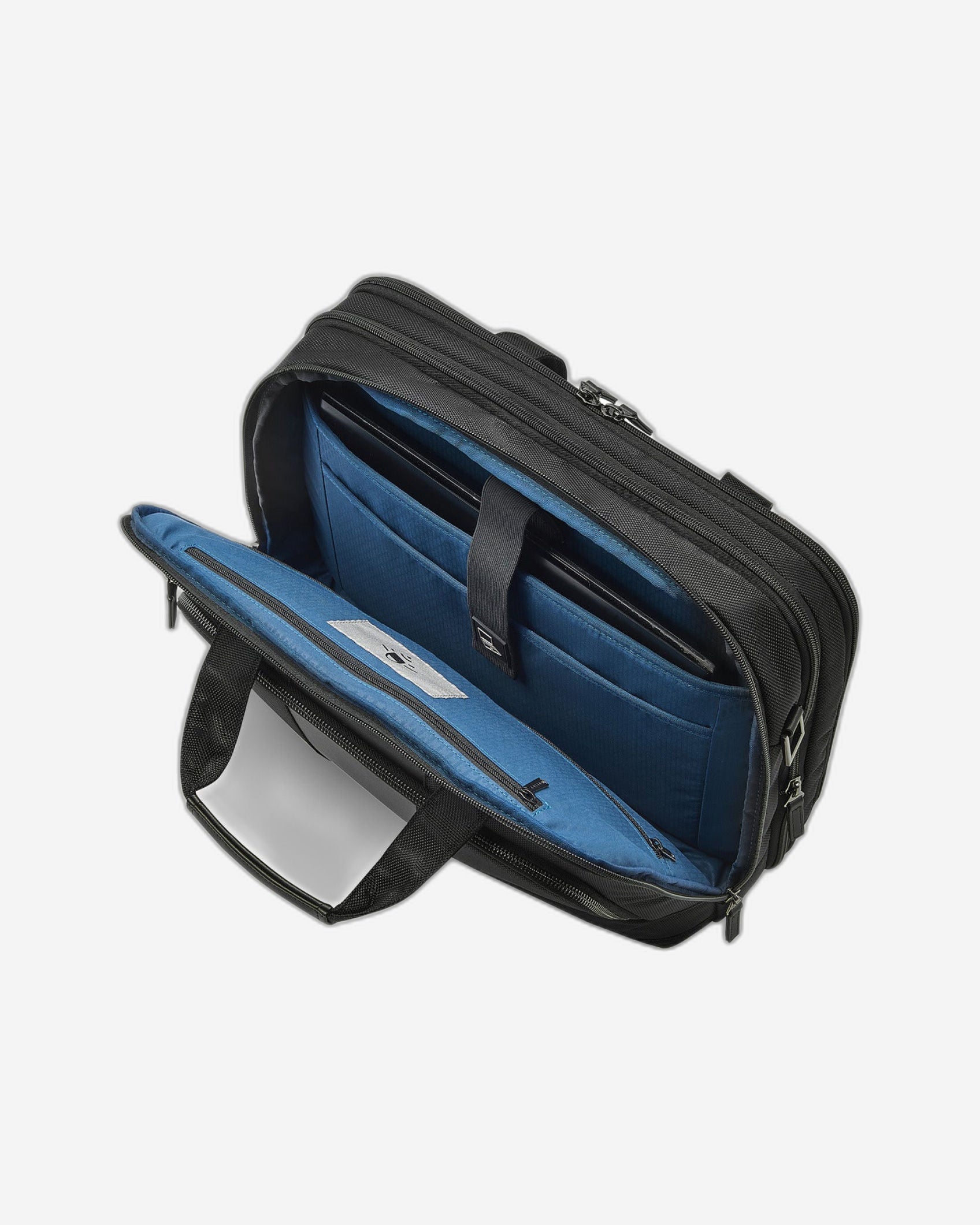 حقيبة ديلسي باريس واجرام ساتشل 15.6 بوصة، لون أسود - 00119916100