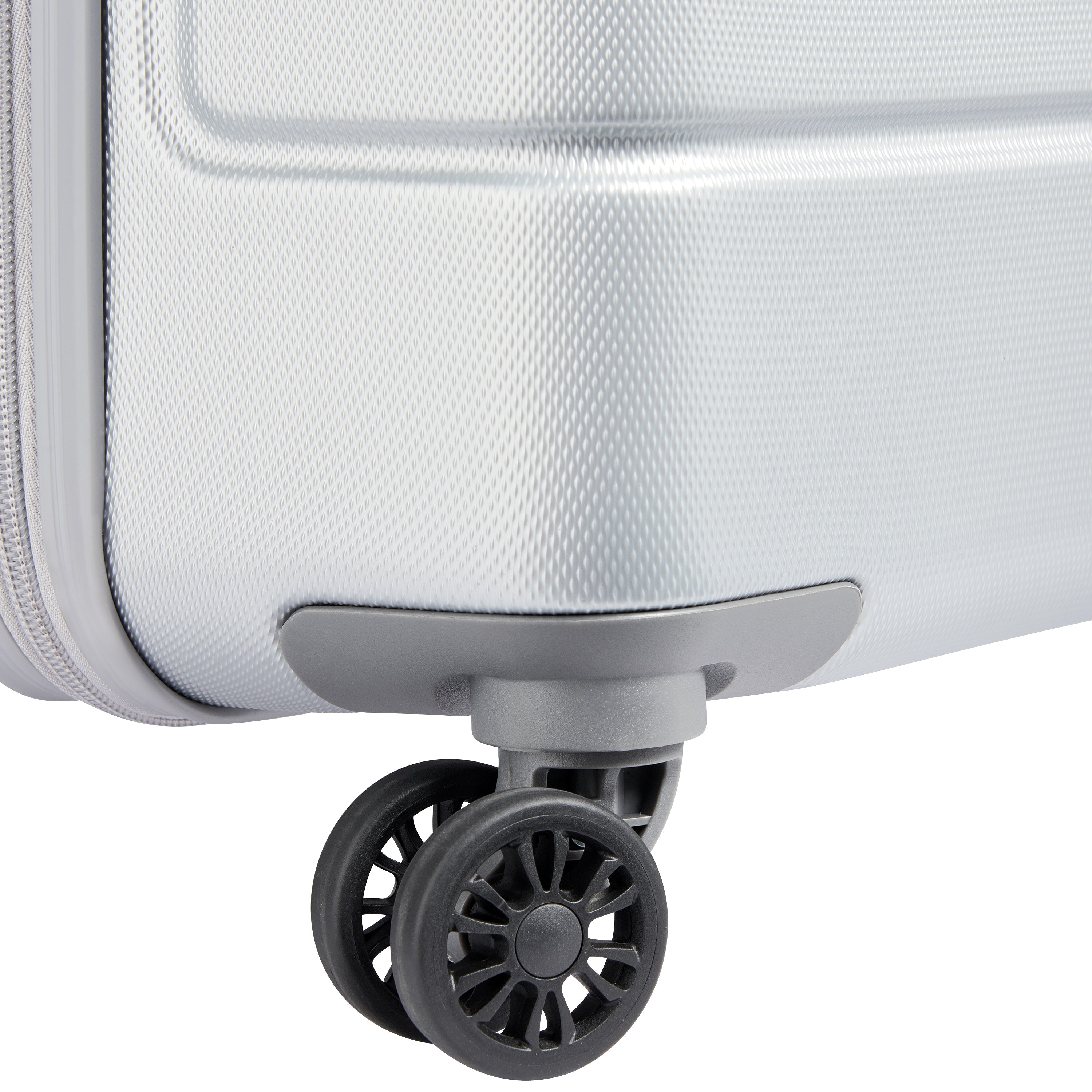 ديلسي باريس لاغوس