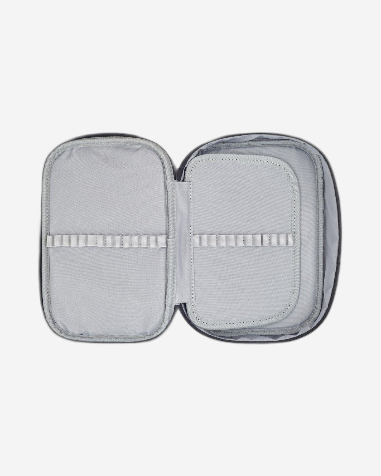 علبة أقلام ديلسي باريس للعودة إلى المدرسة 2023