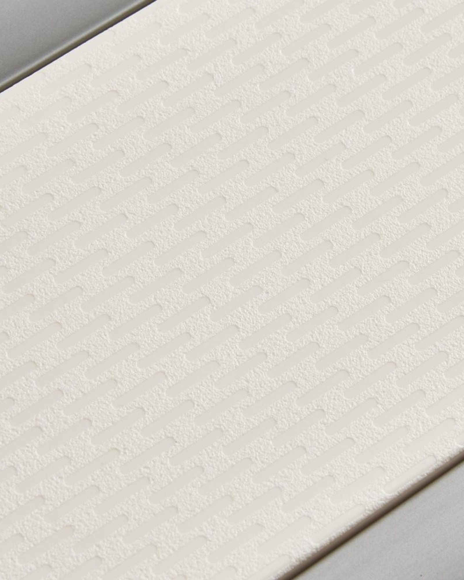 ديلسي باريس مونسي 2.0 (مجموعة مميزة)