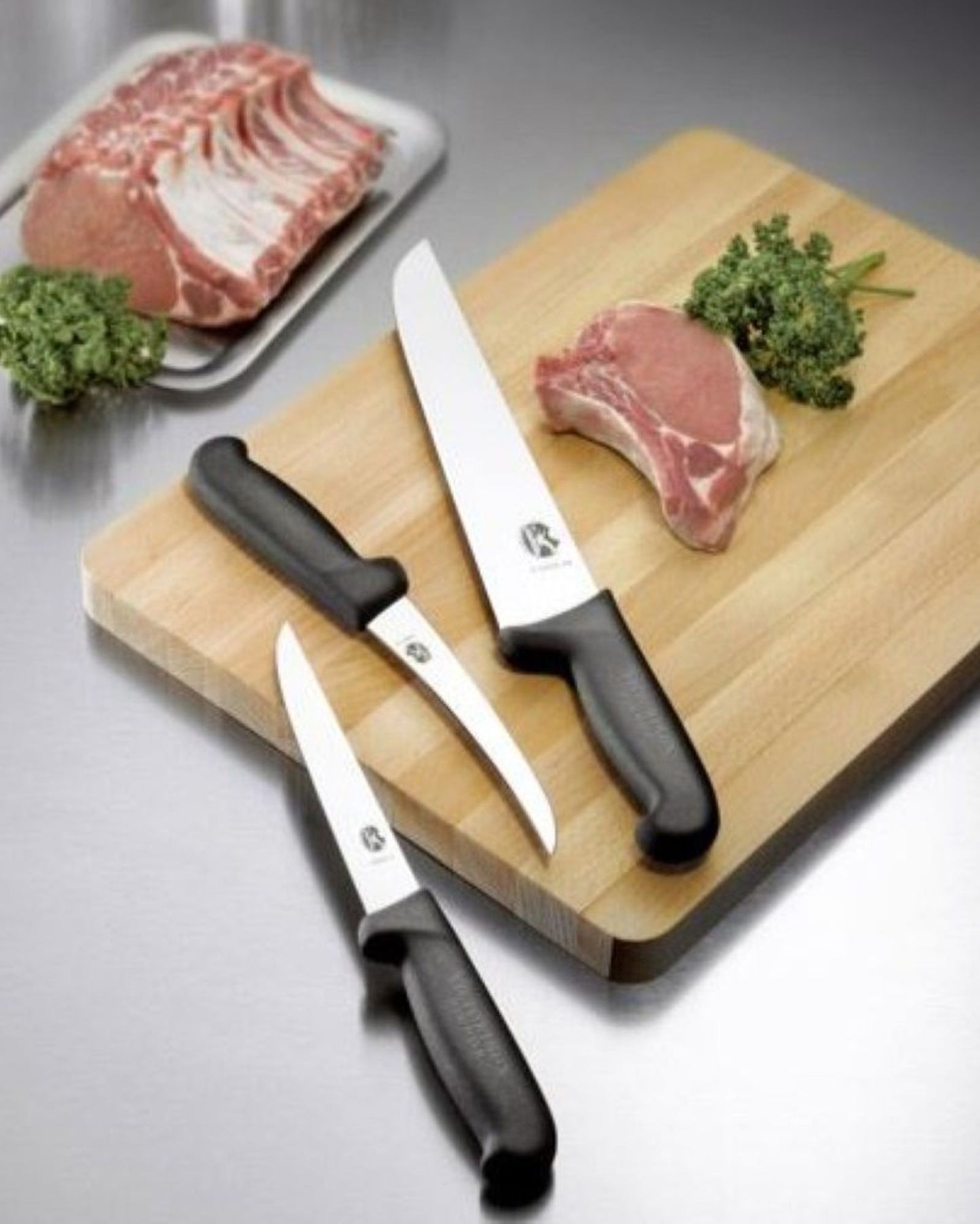 سكين فيكتورينوكس للكسر، سكين فايبروكس للذبح والجزار، 28 سم، أسود مستقيم - 5.5203.28