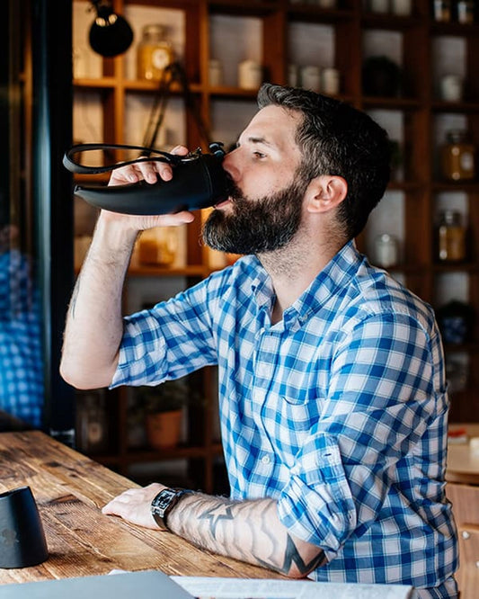 كوب جوت ستوري مصنوع من الجلد الطبيعي باللون الأسود، 350 مل