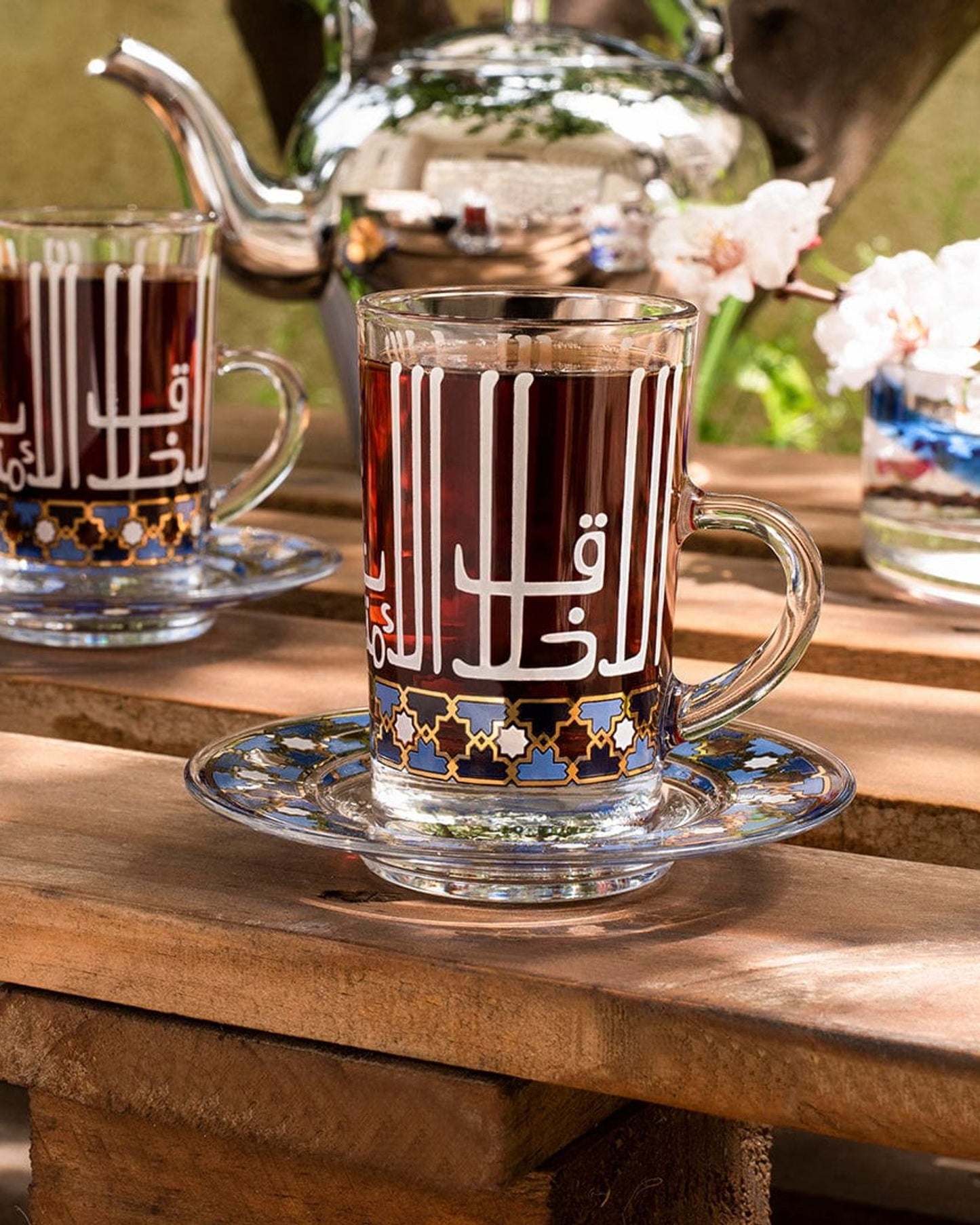 طقم فناجين وصحون شاي ديملاج أسالا، 6 قطع، ذهبي وأزرق