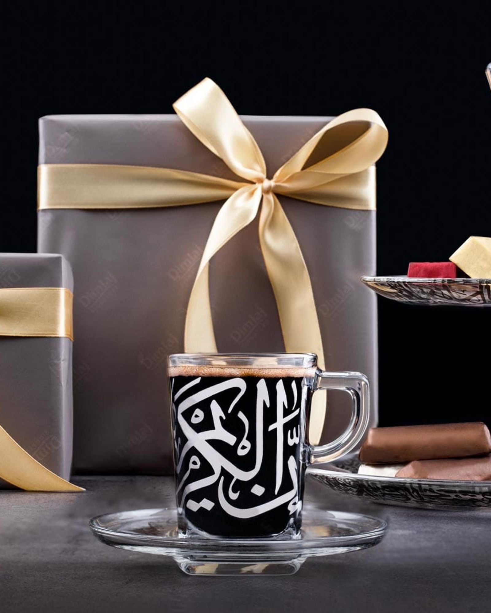 فناجين قهوة تركية كبيرة من ديملاج كريم (بلاتينيوم)