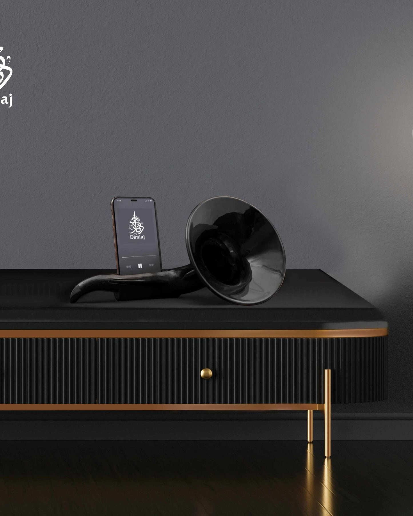 مكبر صوت ديملاج أسود