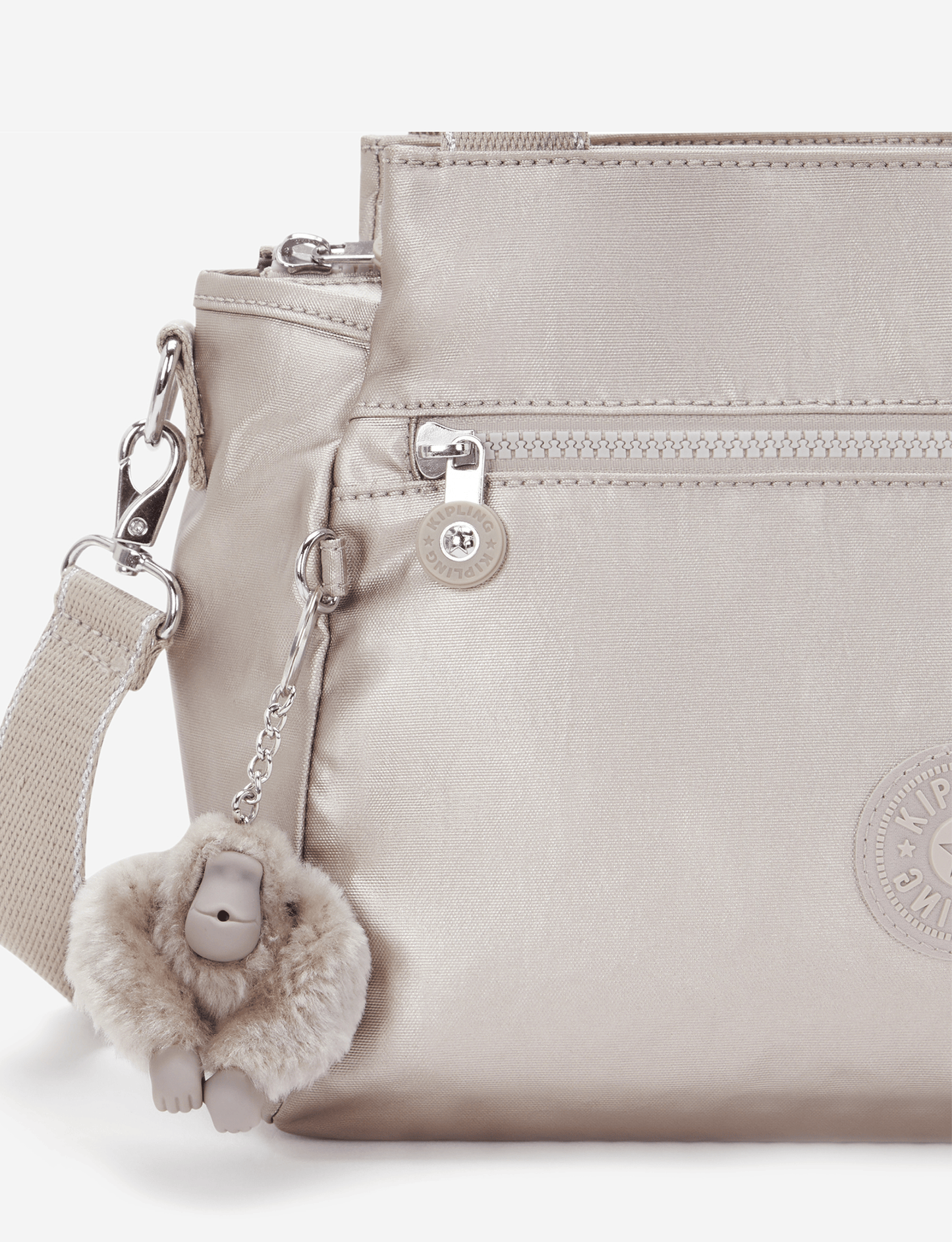 حقيبة كتف KIPLING Elysia Metallic Glow متوسطة الحجم (مع حزام كتف قابل للإزالة) 43793-48I
