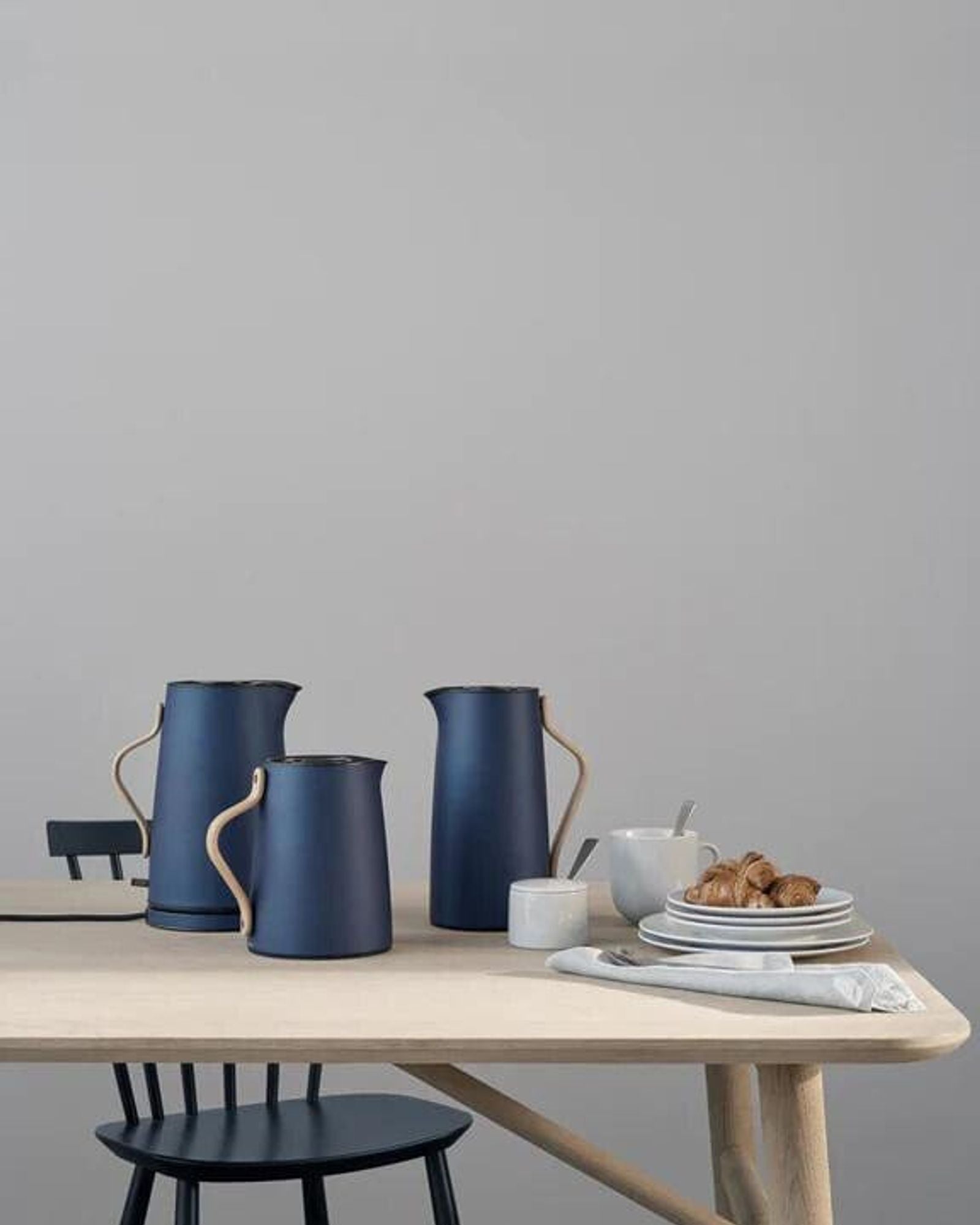 إبريق ستيلتون إيما للقهوة، سعة 1.2 لتر، أزرق داكن x-200-7