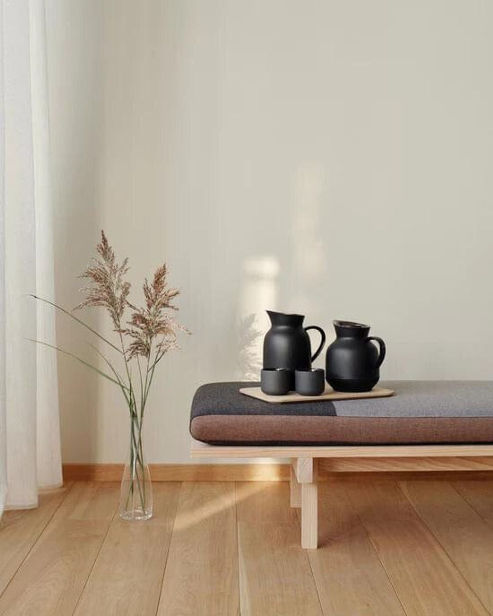 إبريق ستيلتون أمفورا المفرغ من الهواء - قهوة 1 لتر - أسود ناعم 221-1