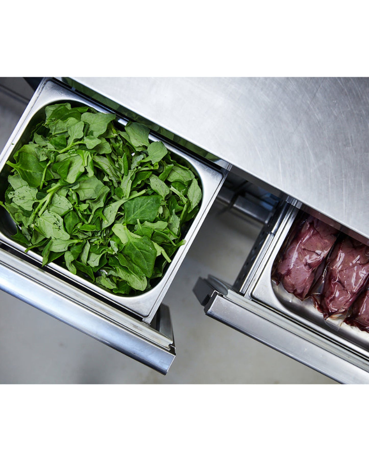 صينية طعام ترامونتينا GN 1/2 من الفولاذ المقاوم للصدأ بدون مقابض، عمق 20 مم - فولاذ 304