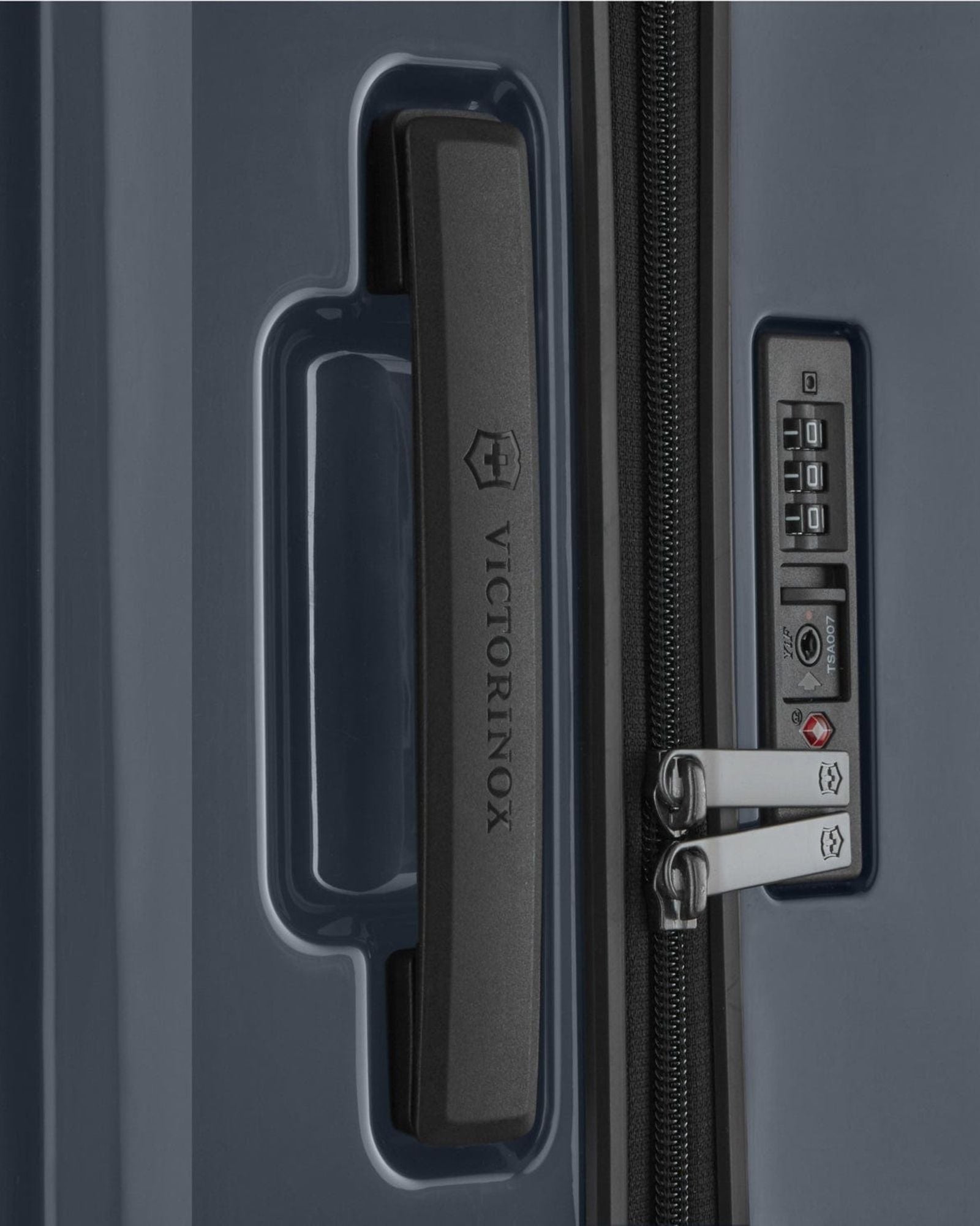 فيكتورينوكس ايروكس