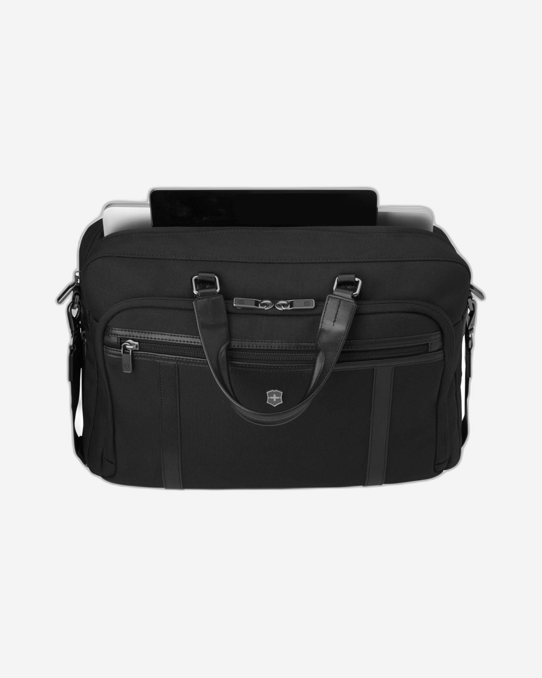 جهاز كمبيوتر محمول Victorinox Werks Professional Cordura 15 باللون الأسود