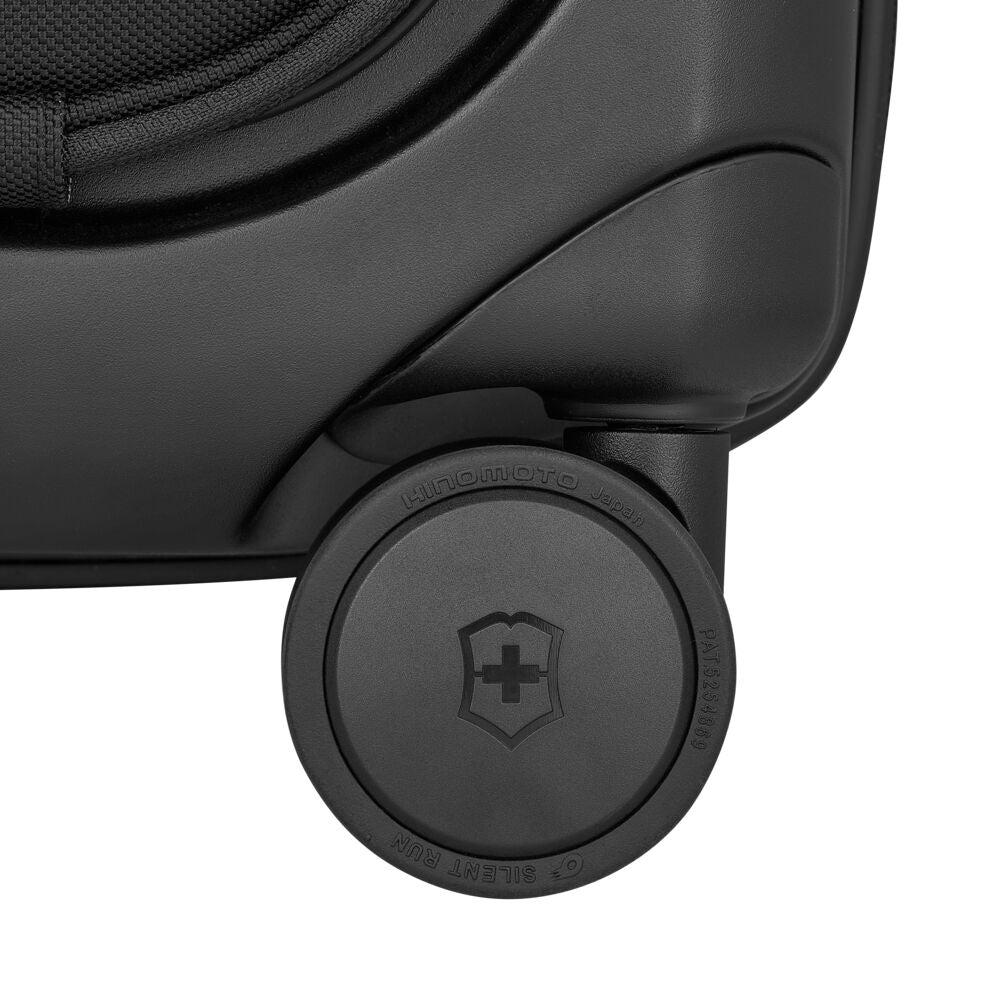 حقيبة فيكتورينوكس ميثيك للسفر المتكرر باللون الأسود