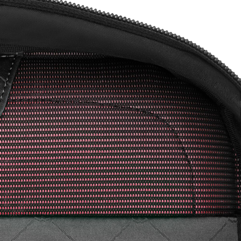 حقيبة فيكتورينوكس ميثيك للسفر المتكرر باللون الأسود