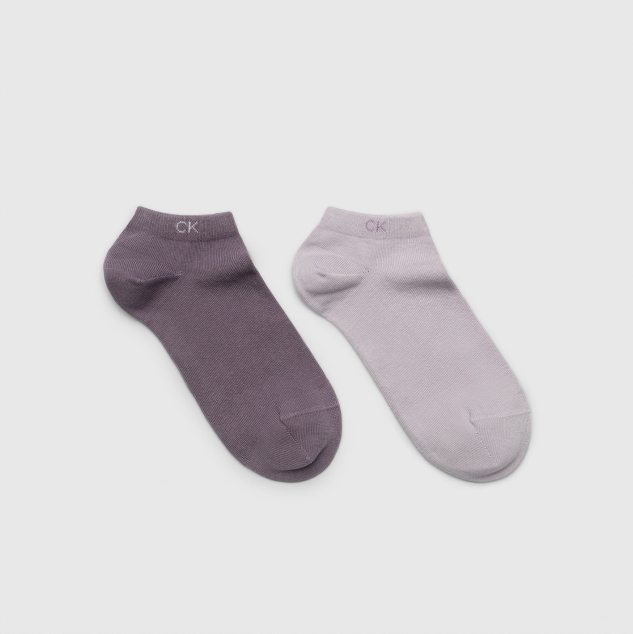 جوارب رياضية نسائية من كالفن كلاين - عبوة من قطعتين