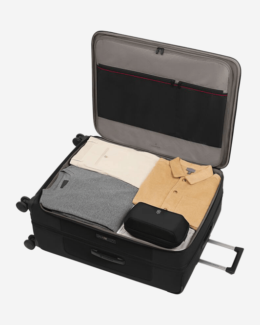حقيبة سفر كبيرة من فيكتورينوكس، طراز Werks Traveler 7.0، باللون الأسود