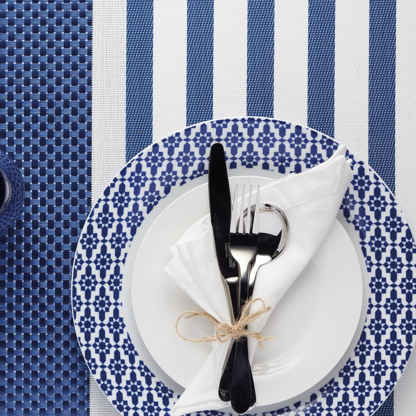 مفرش طاولة منسوج من Kitchen Craft مخطط باللون الأزرق، 30×45 سم