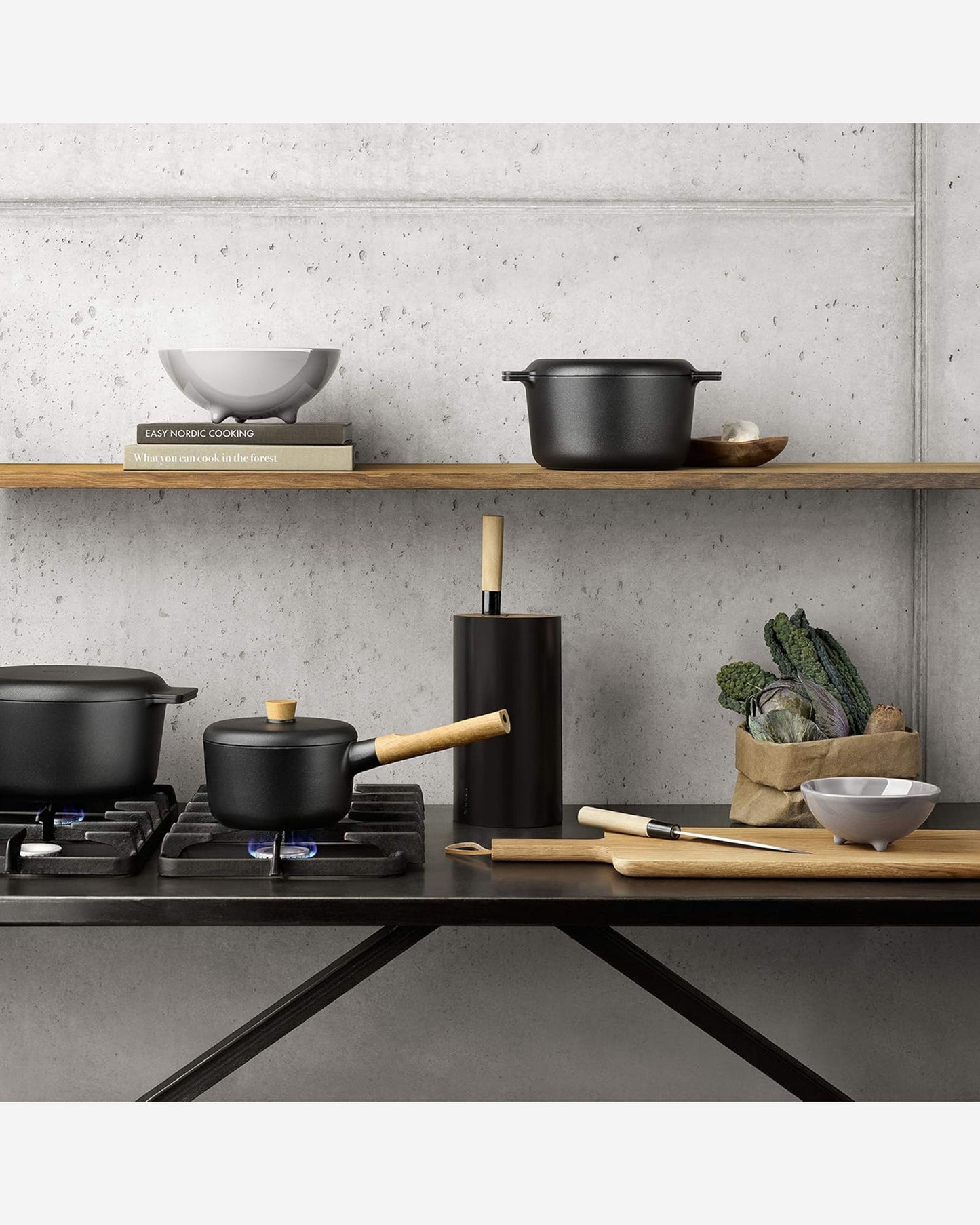 إبريق إيفا سولو 502900 بمضخة شفط، أسود، سعة 1.8 لتر