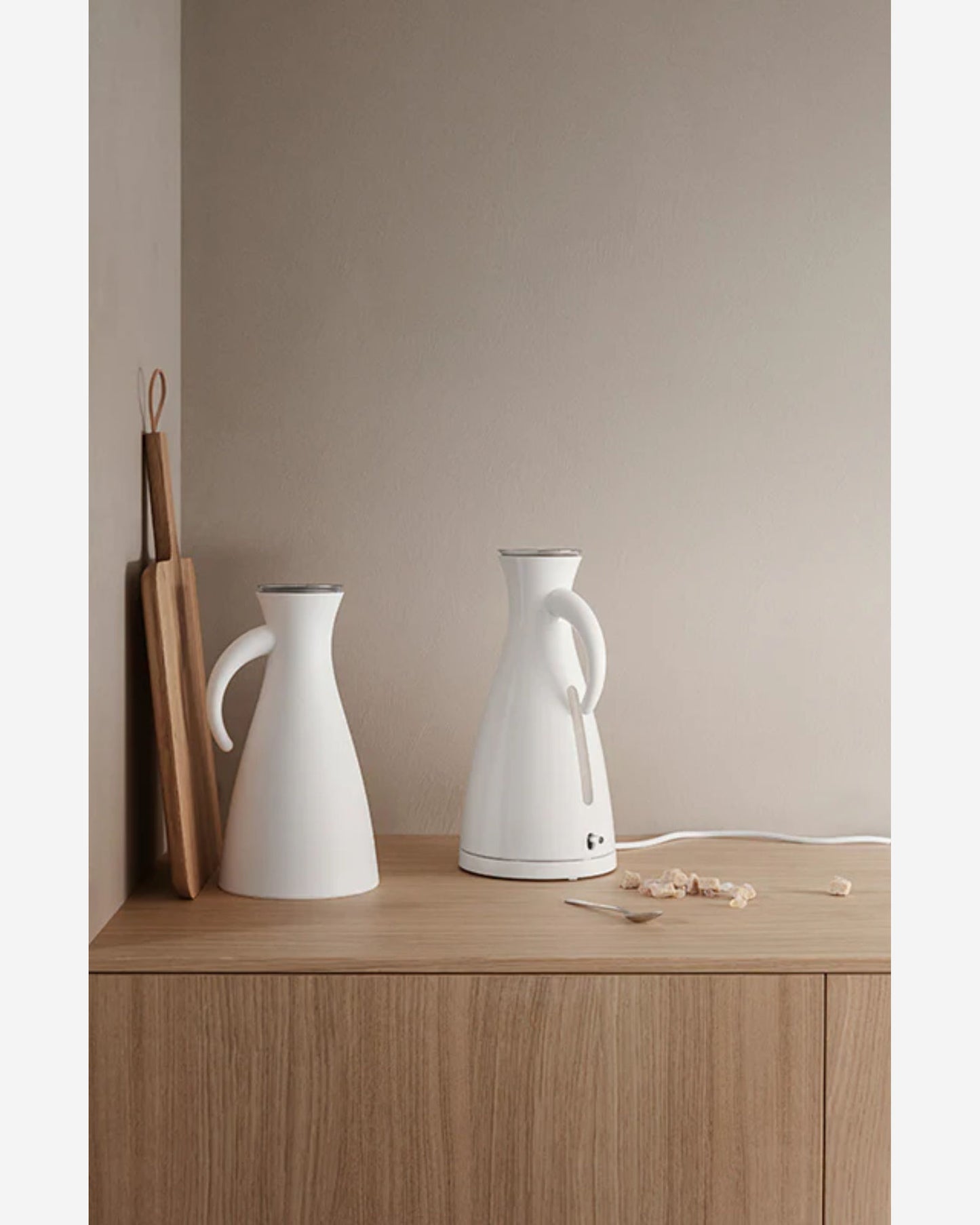 إبريق إيفا سولو 502821 بتفريغ الهواء، سعة 1 لتر، لون أخضر فاتح