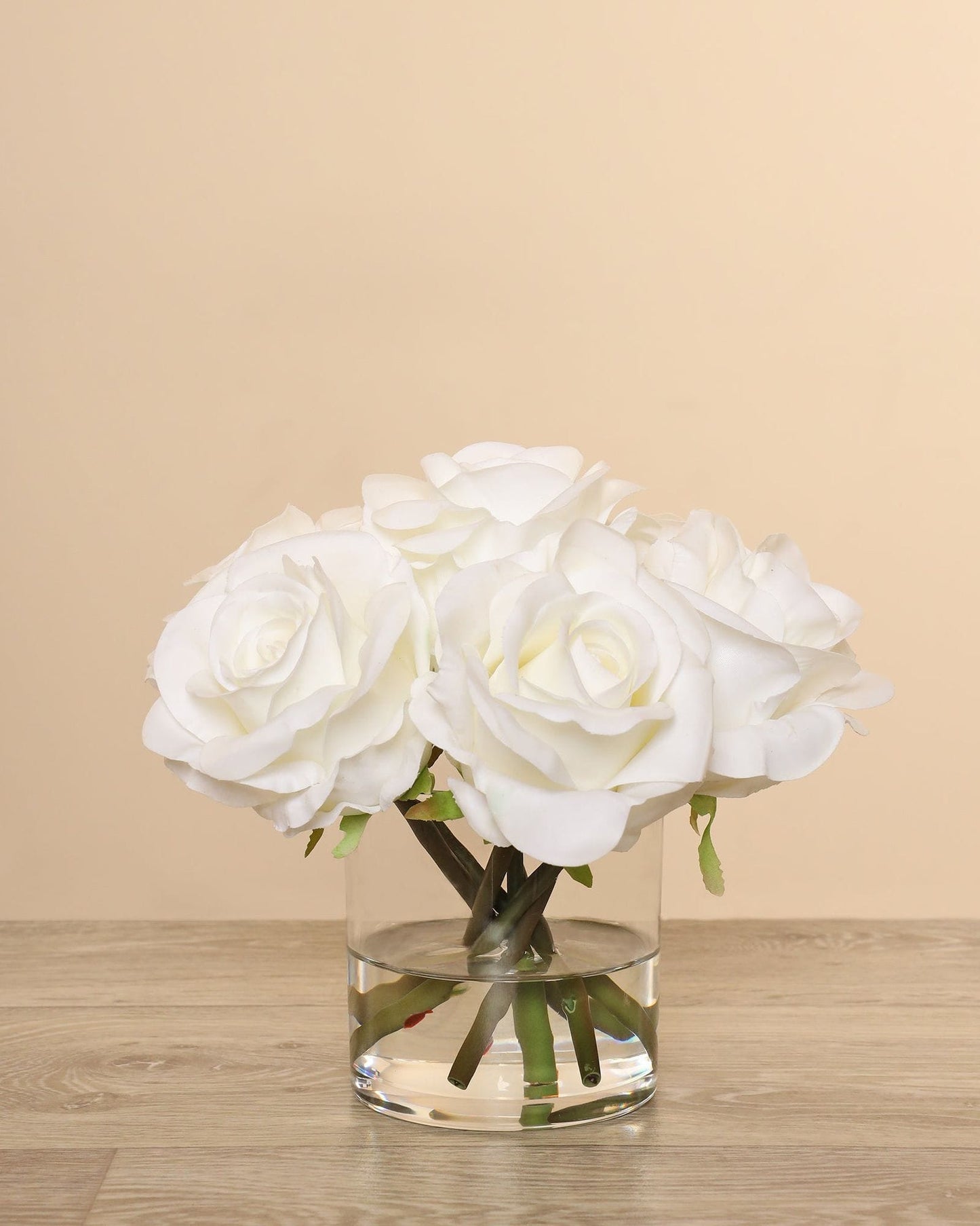 تنسيقة زهور بيضاء من Linen Obsession "Real Touch Rose"