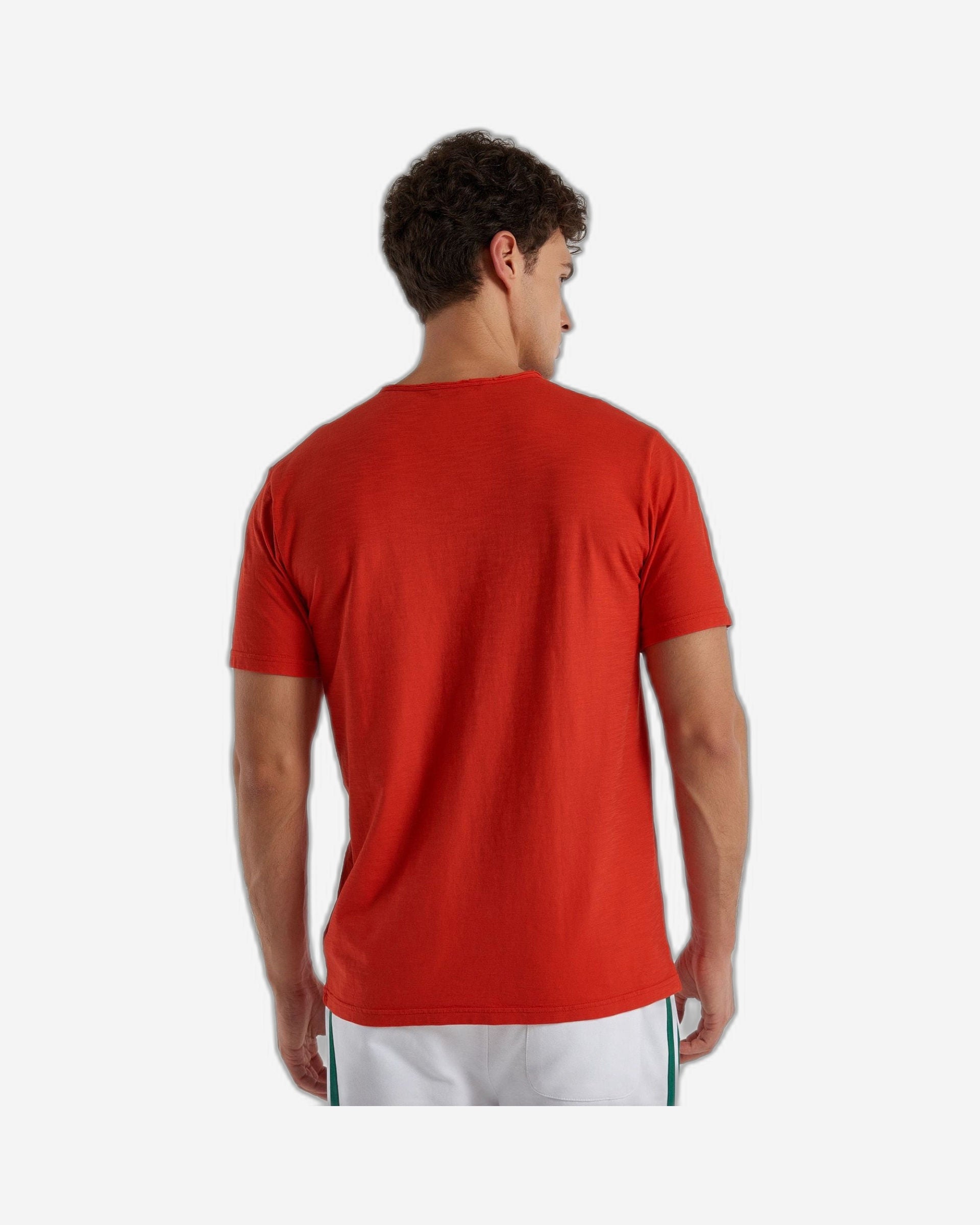 تي شيرت من القطن المرن