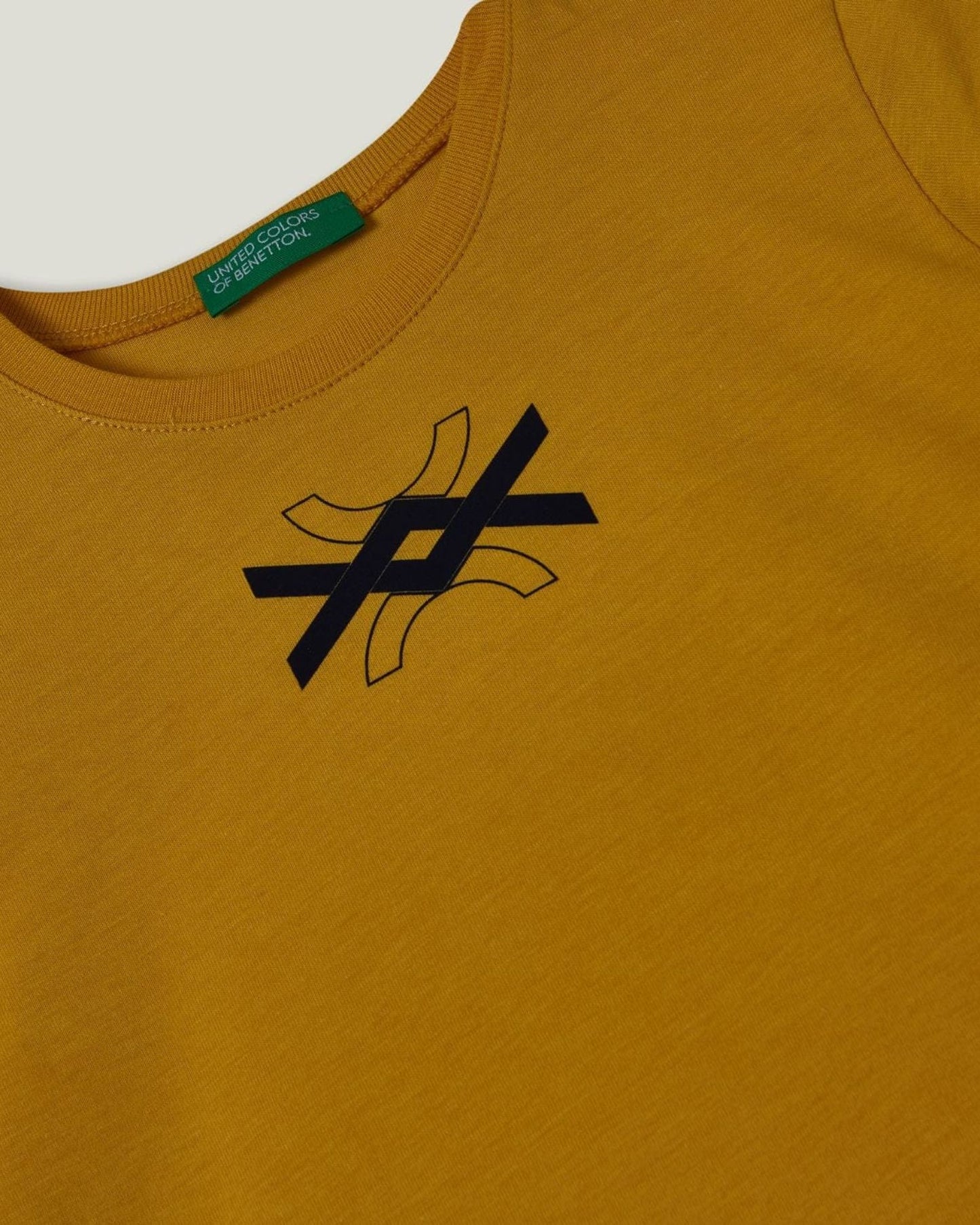 تي شيرت قطني 100% مع شعار