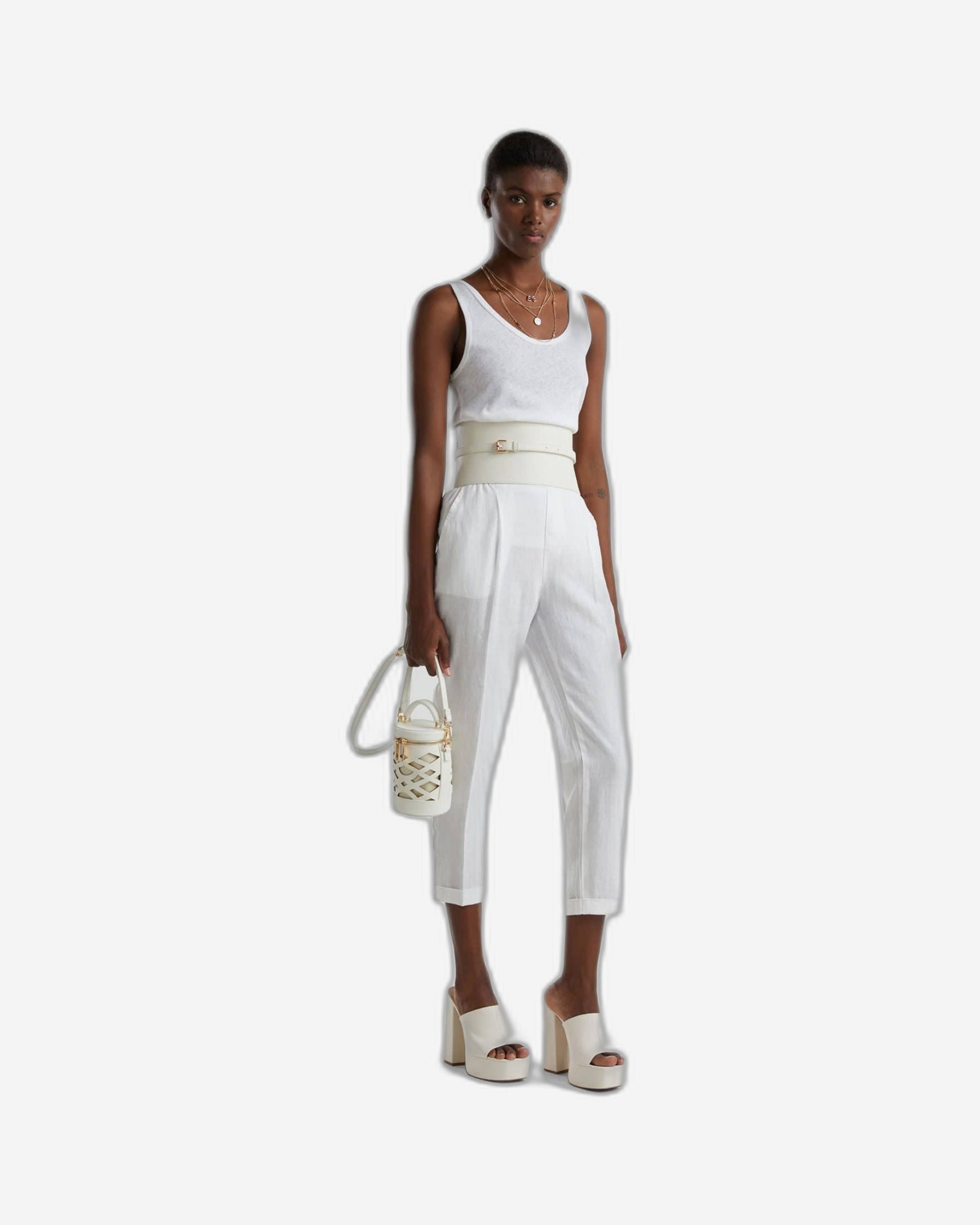 بنطلون قصير من الكتان بنسبة 100%