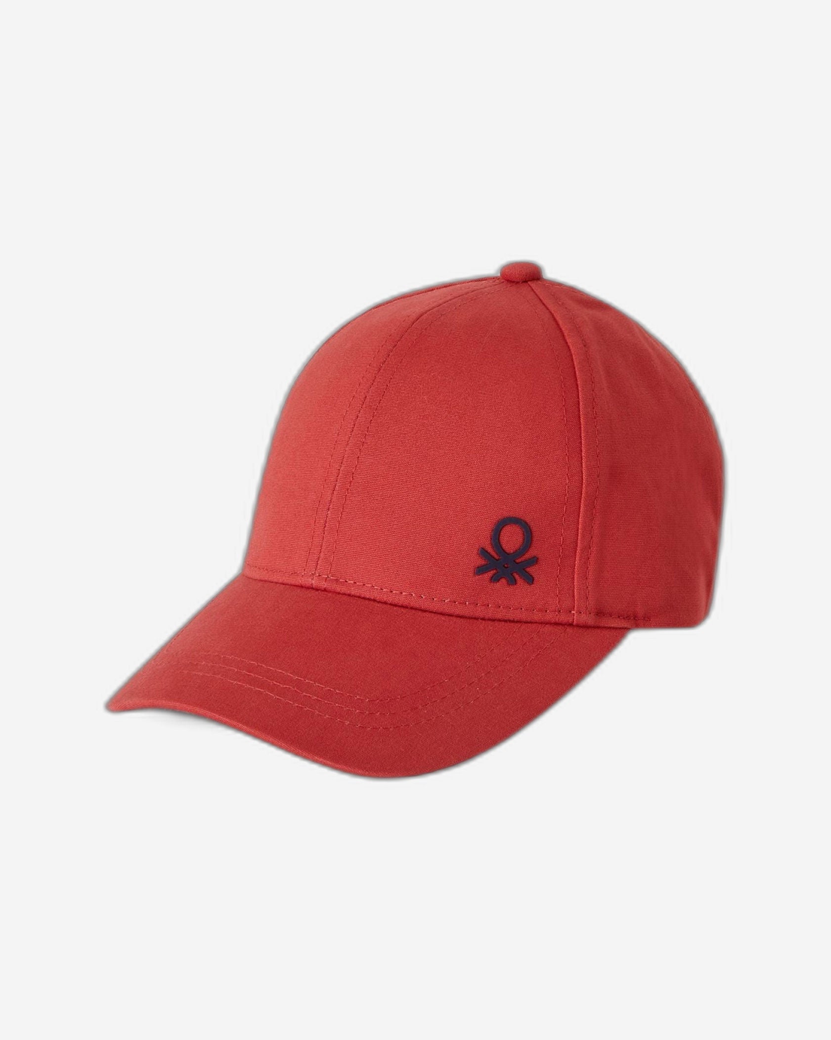 قبعة قطنية ذات حافة