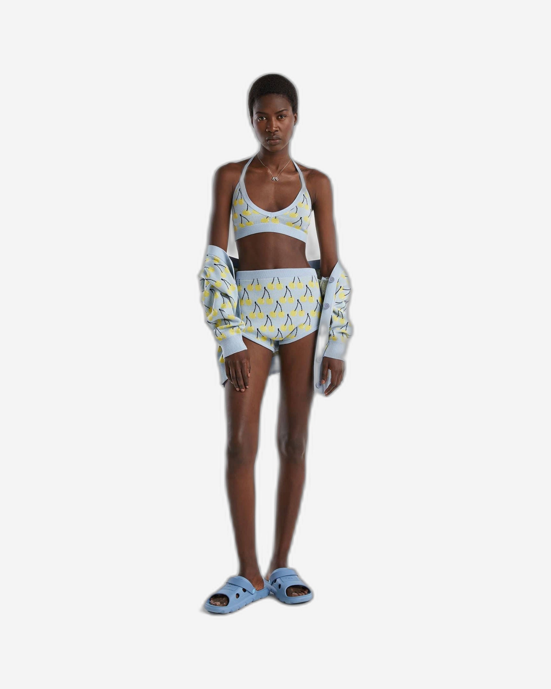 قمة بنمط الفاكهة