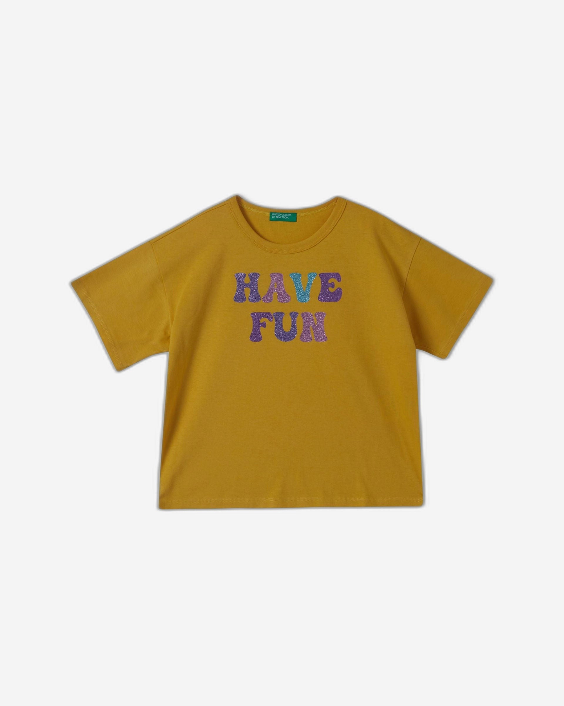 تي شيرت بطبعة لامعة