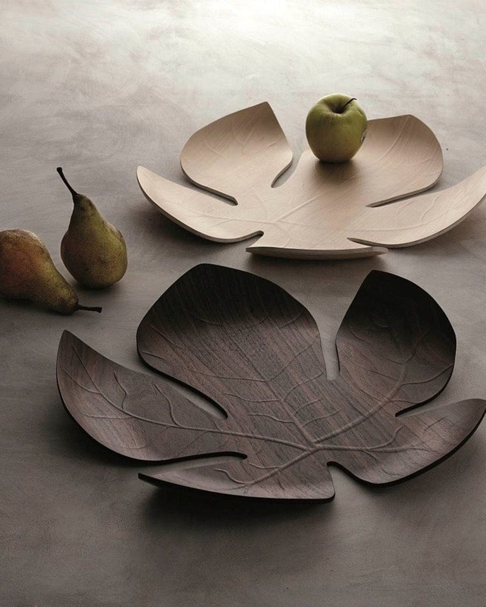 صينية تقديم ليجنوارت أدامو من خشب الجوز، مقاس 12 قدم