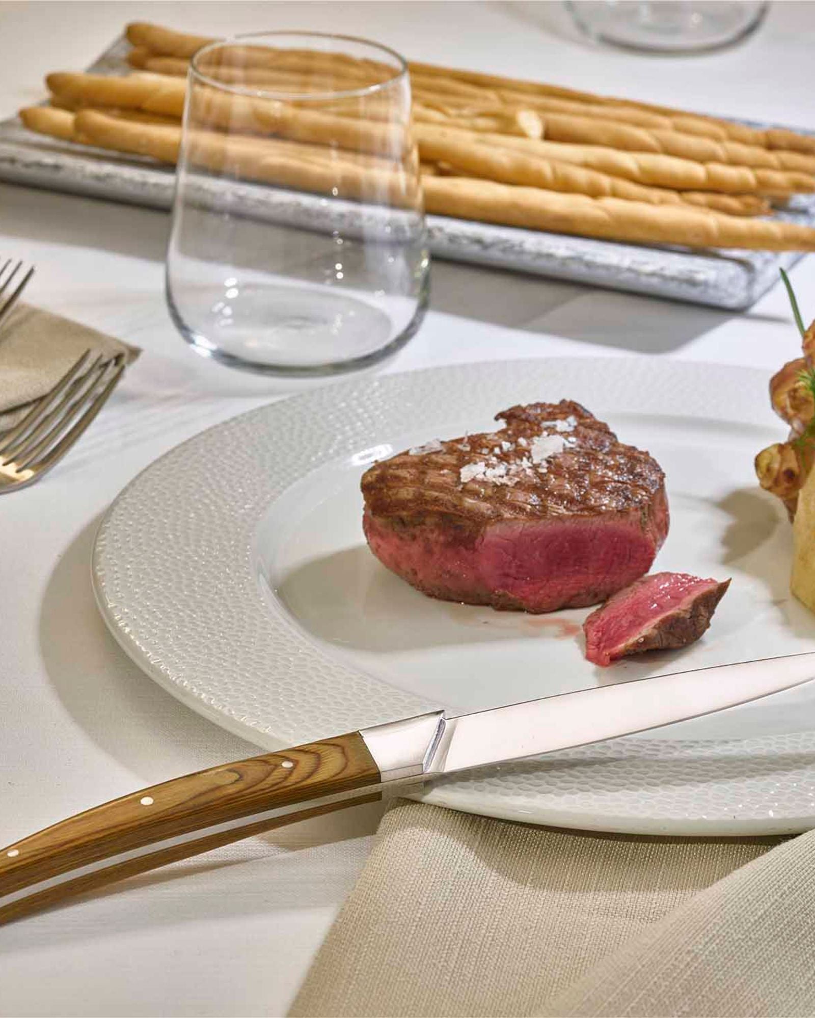 مجموعة سكاكين ليجنوارت بورتهاوس المكونة من 4 قطع بمقبض خفيف من الفولاذ المقاوم للصدأ Sk-7B