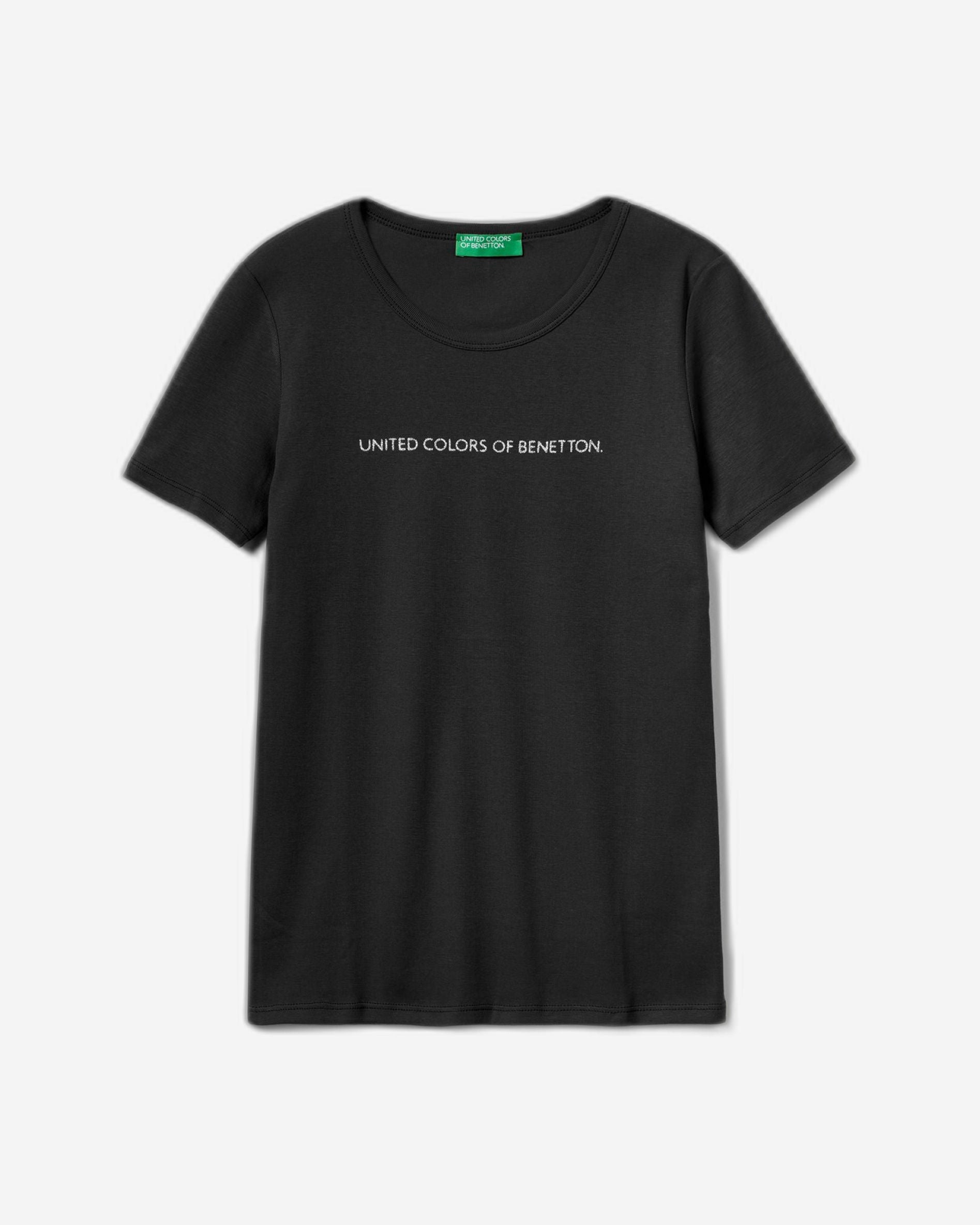 تي شيرت مصنوع من القطن بنسبة 100% مع شعار مطبوع لامع